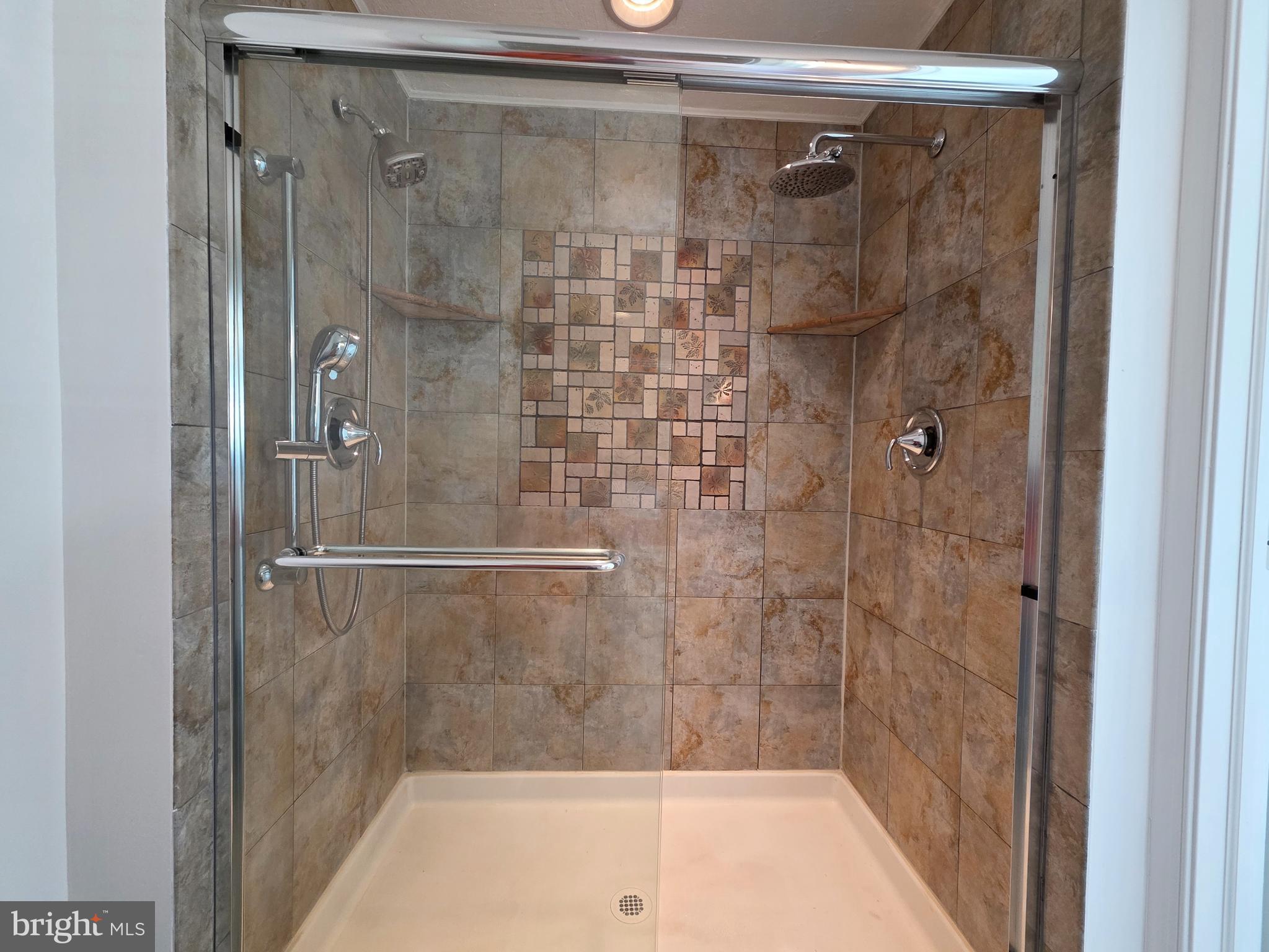 PINEY ORCHARD - Residential