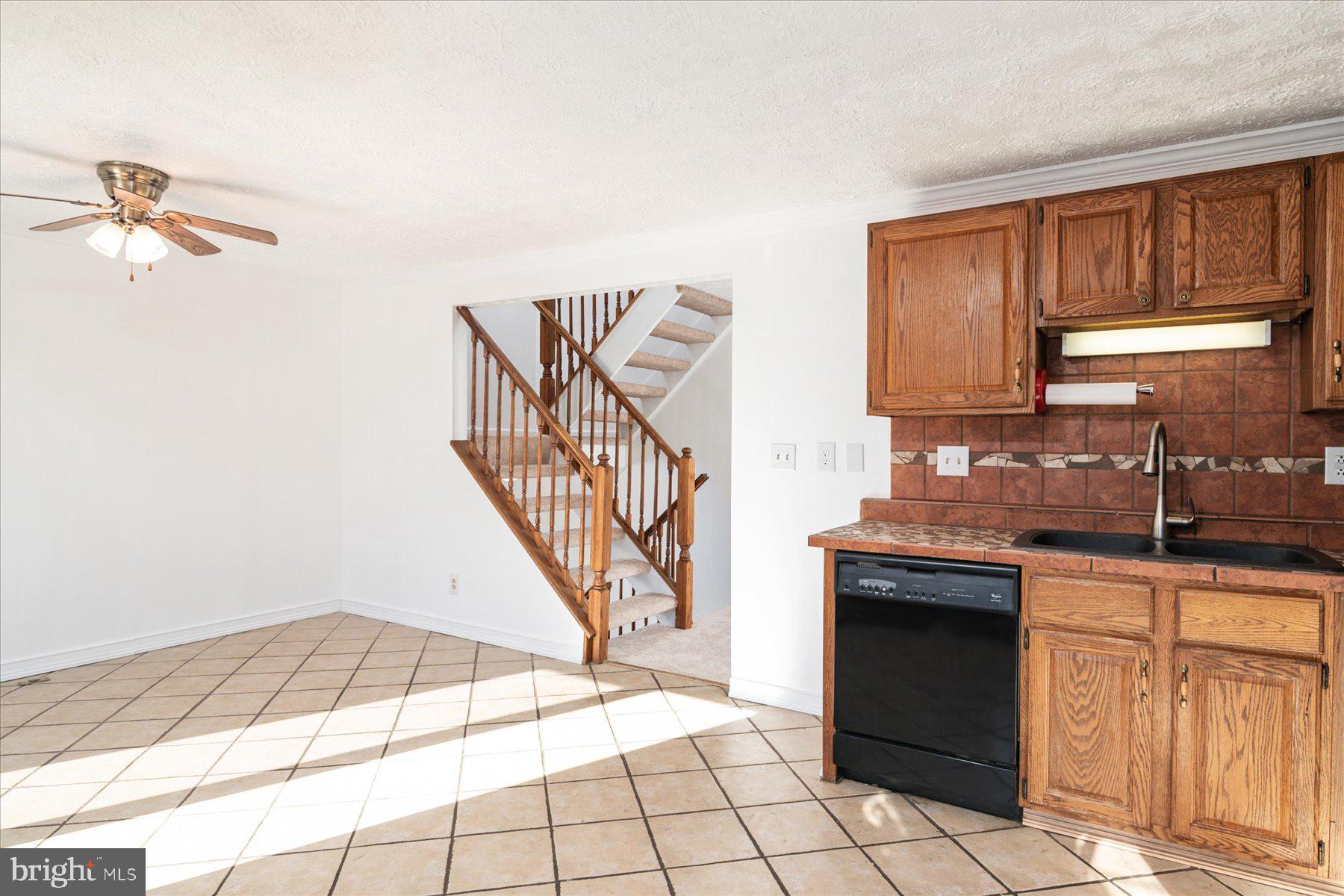 PINEY ORCHARD - Residential