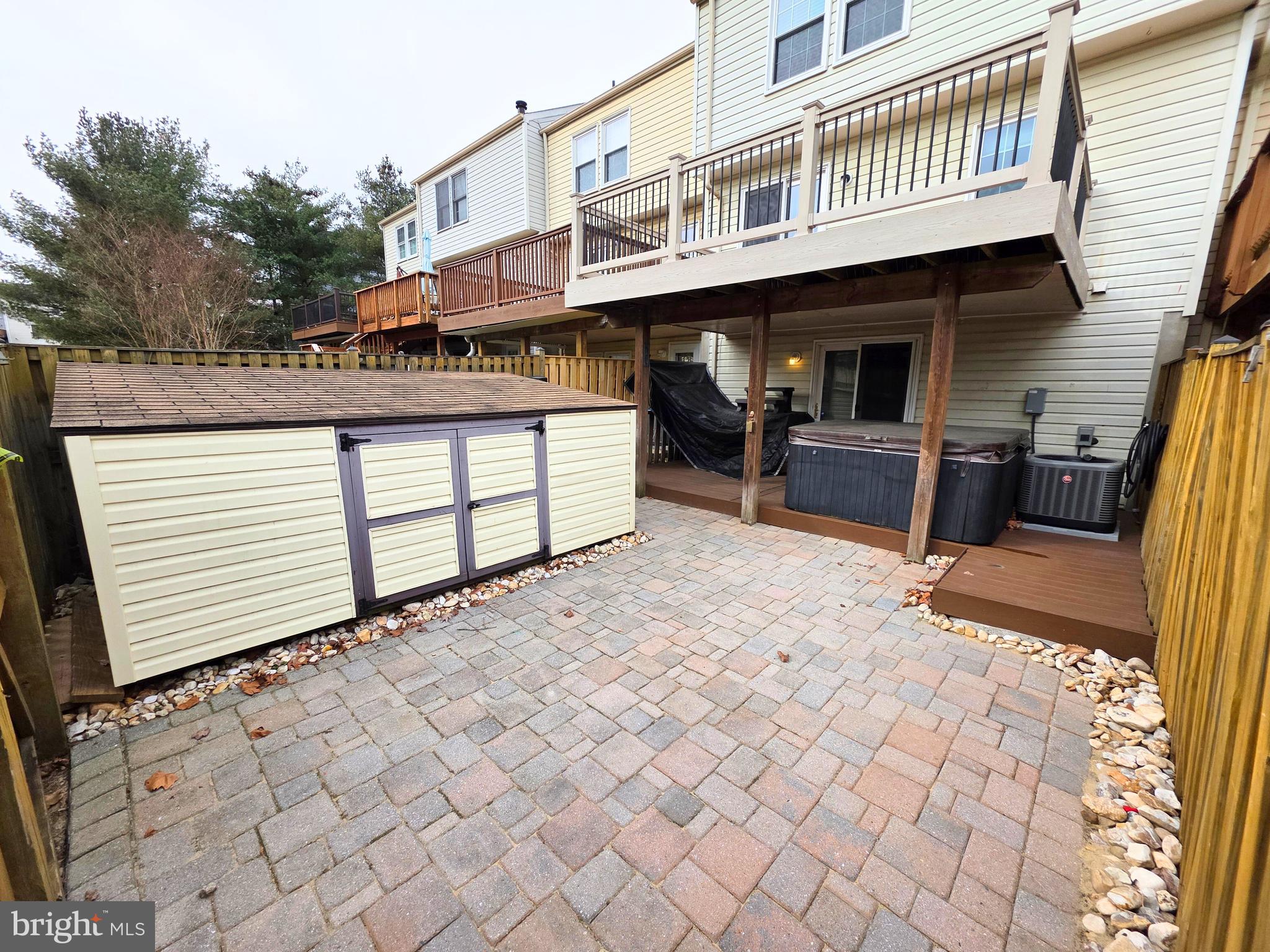 PINEY ORCHARD - Residential