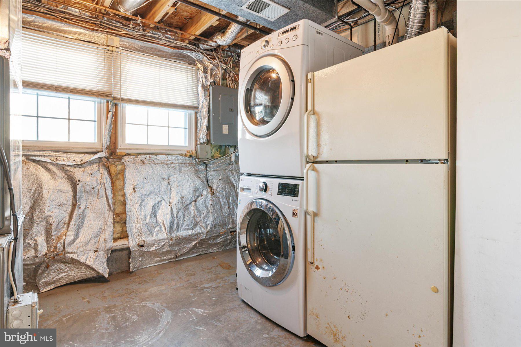 PINEY ORCHARD - Residential