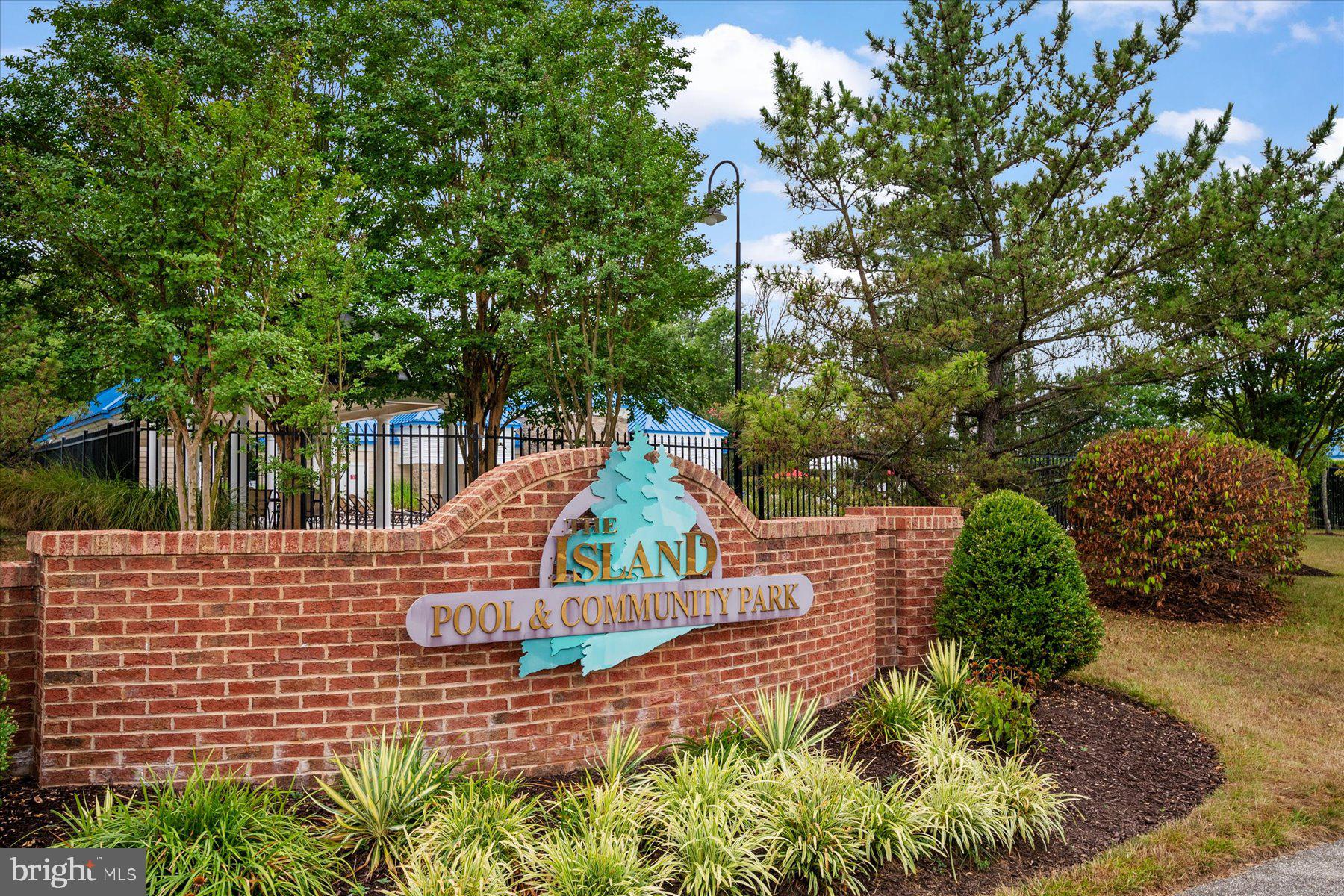 PINEY ORCHARD - Residential