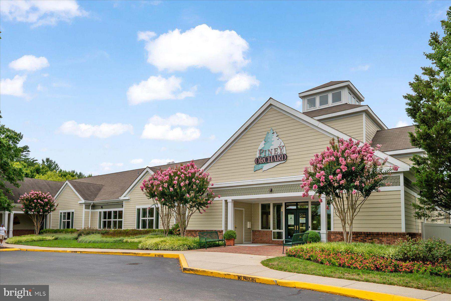 PINEY ORCHARD - Residential