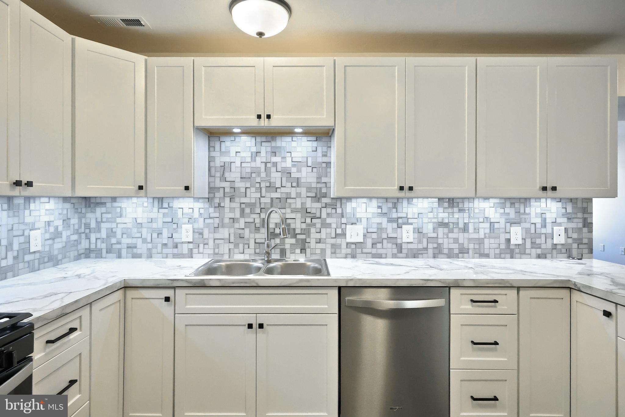 SPRINGBROOK CONDOS - Residential