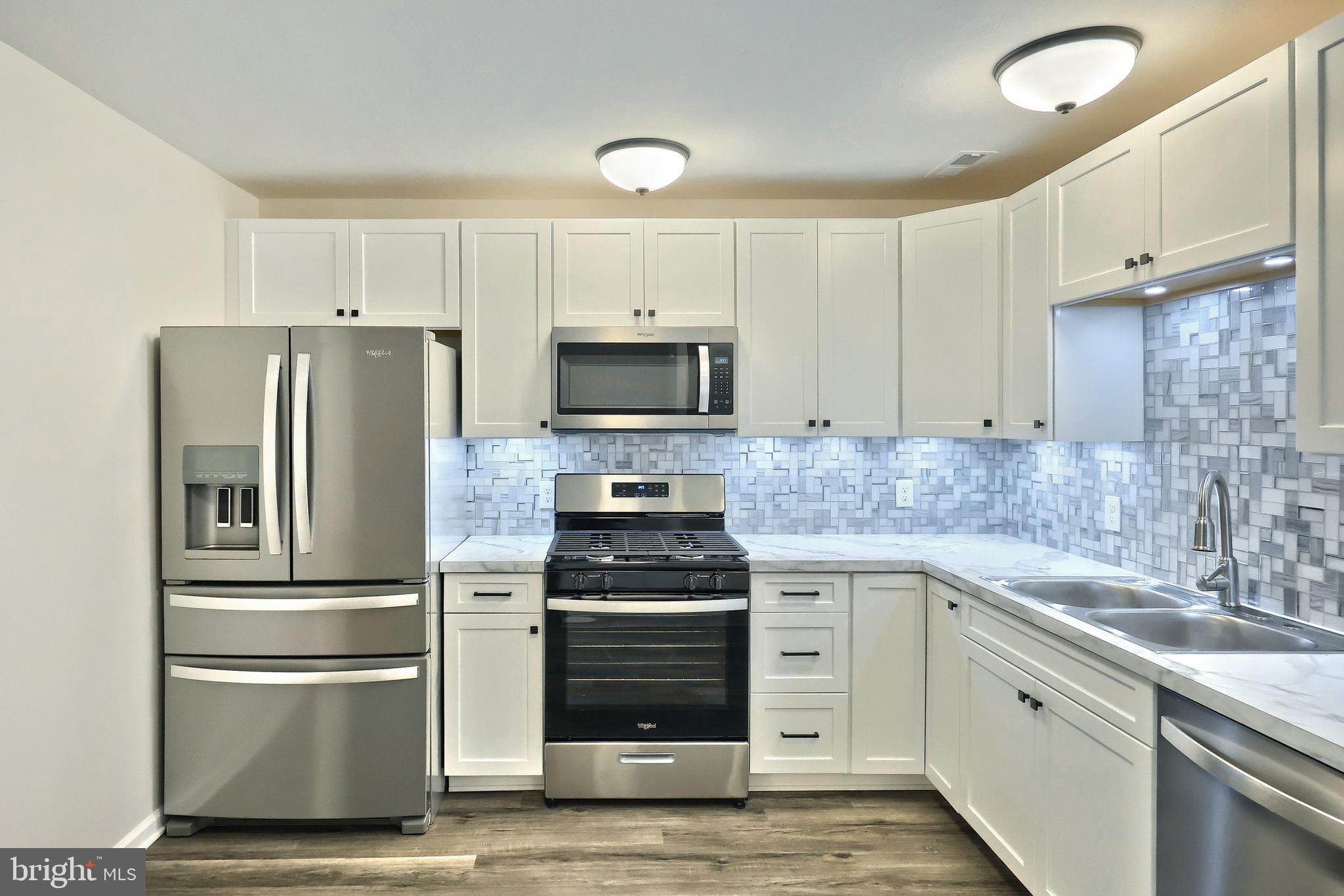 SPRINGBROOK CONDOS - Residential