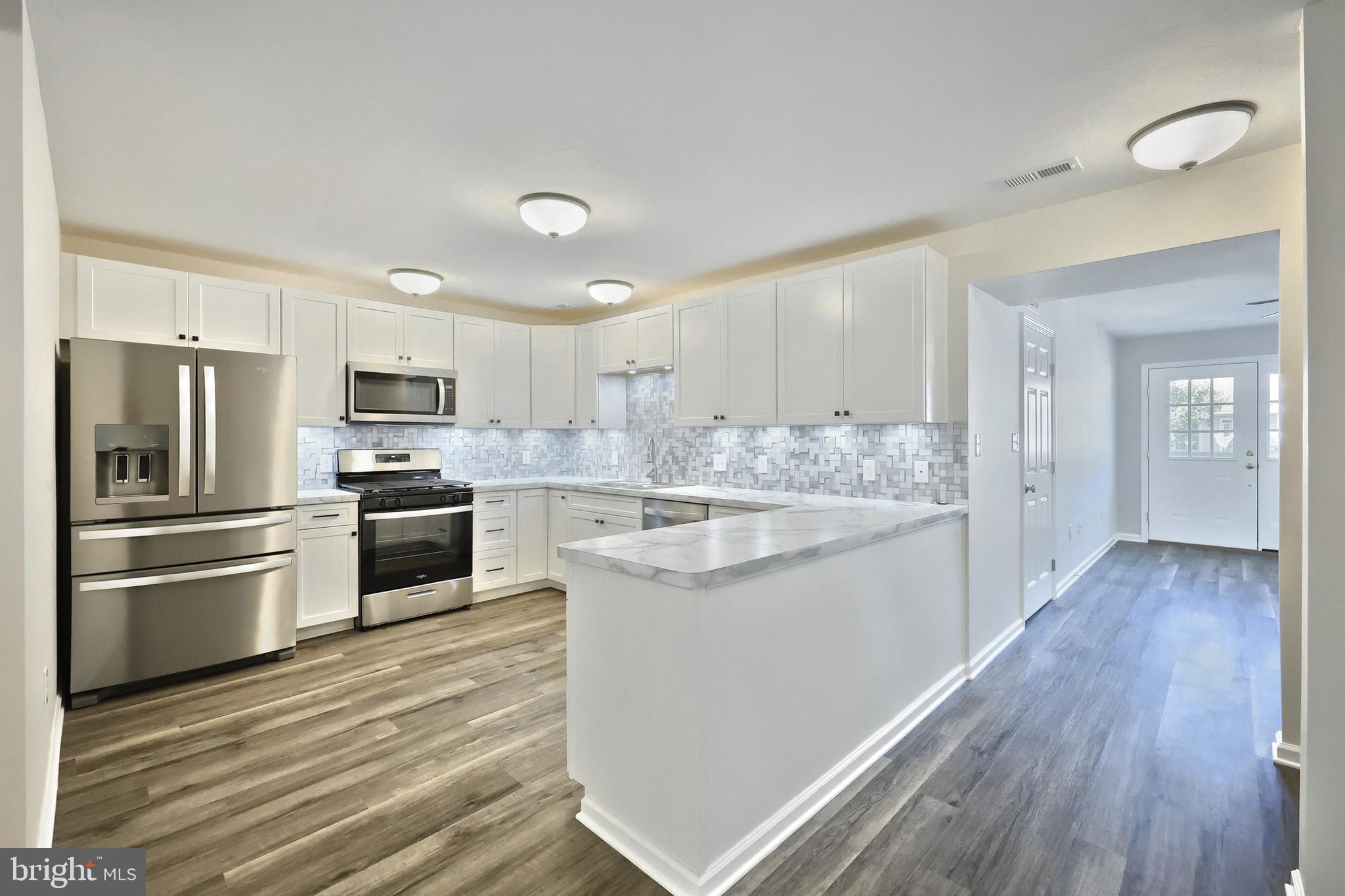 SPRINGBROOK CONDOS - Residential