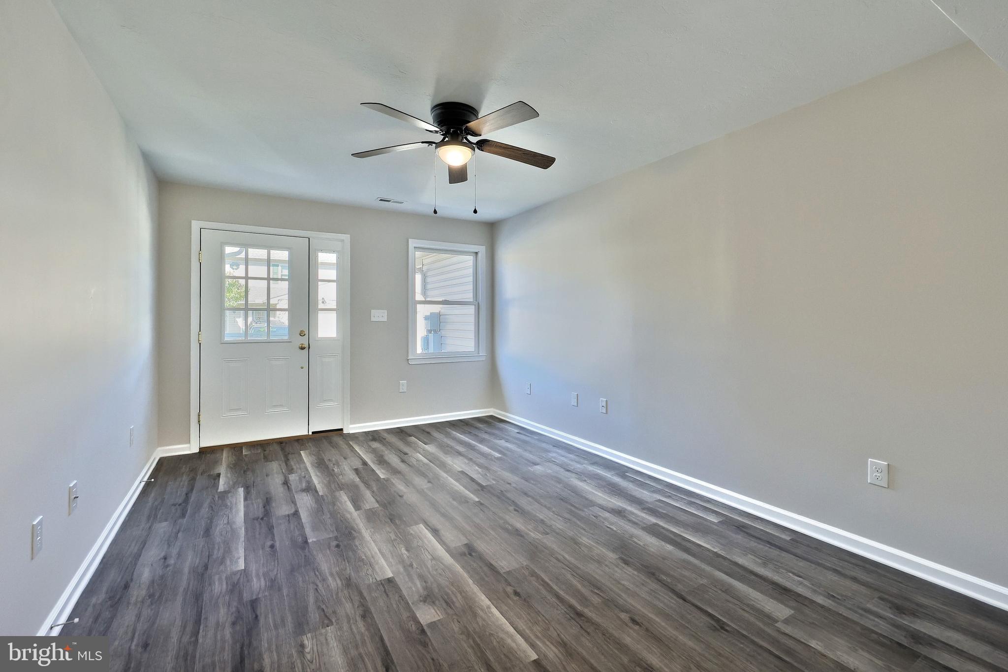 SPRINGBROOK CONDOS - Residential