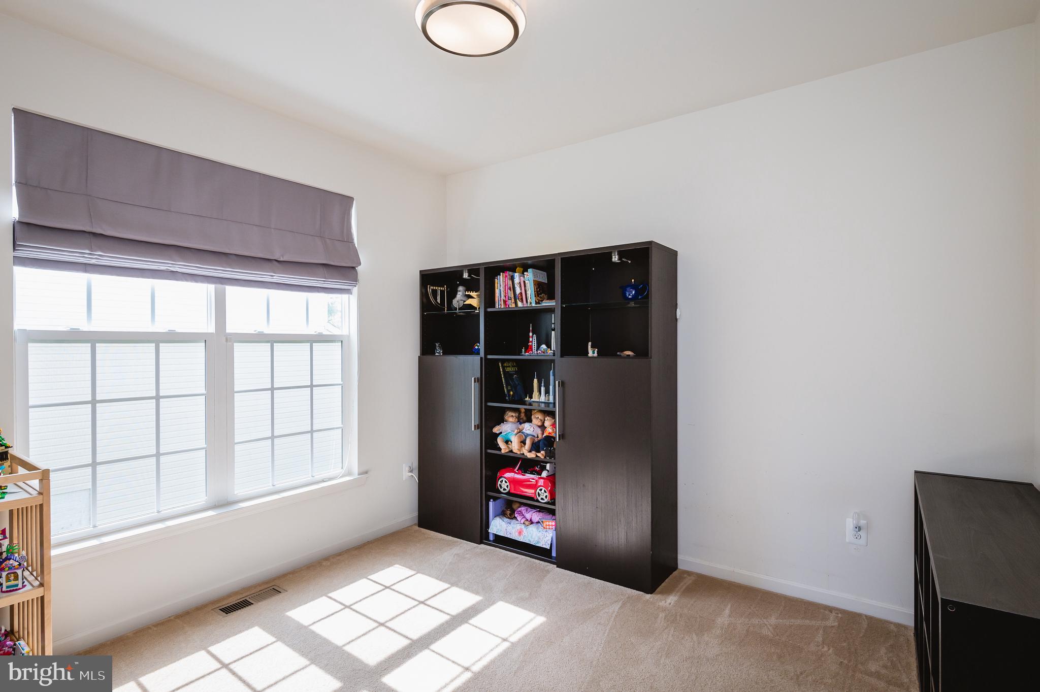 THE PARKE AT MOUNT WASHINGTON - Residential