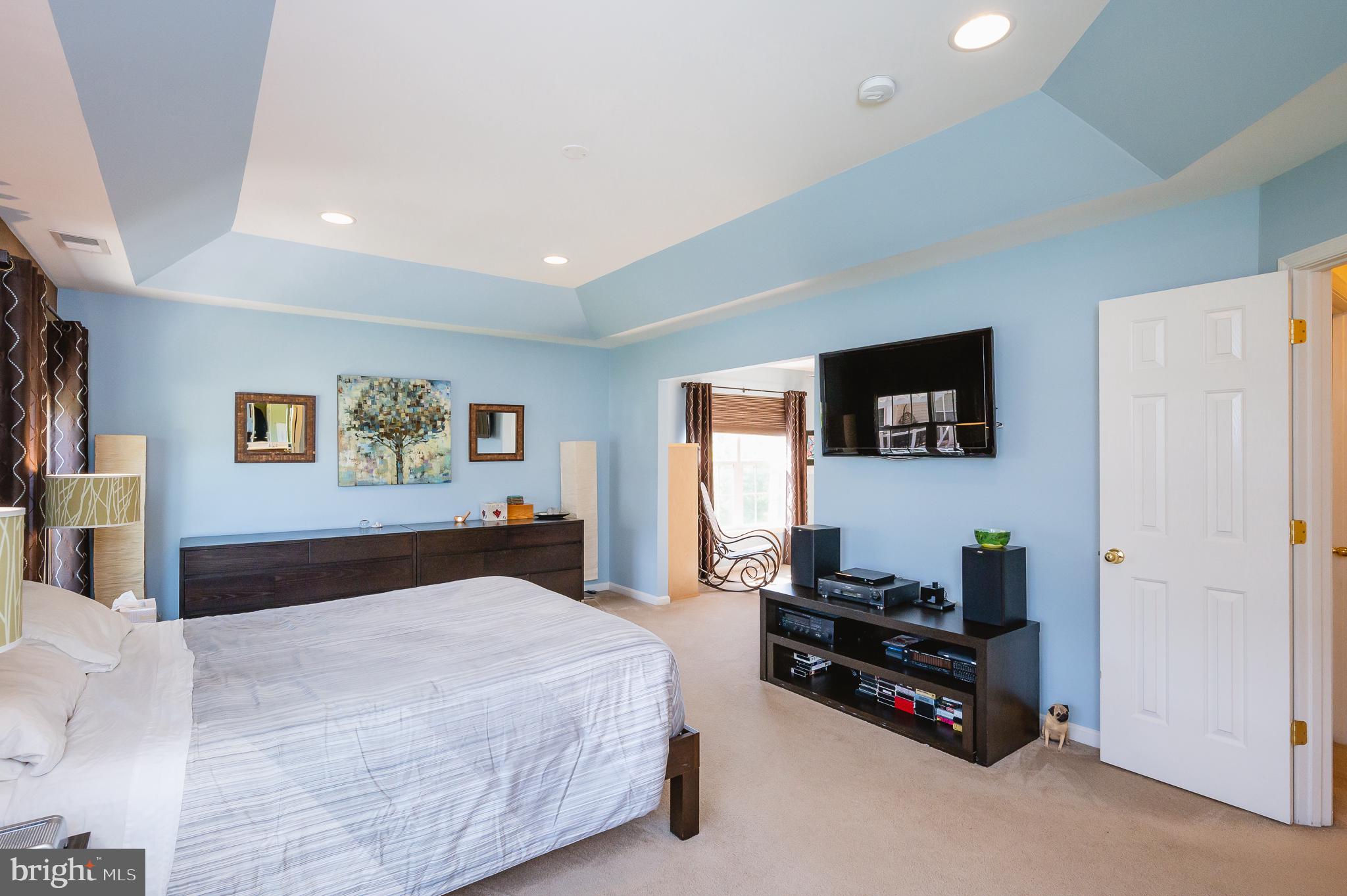 THE PARKE AT MOUNT WASHINGTON - Residential