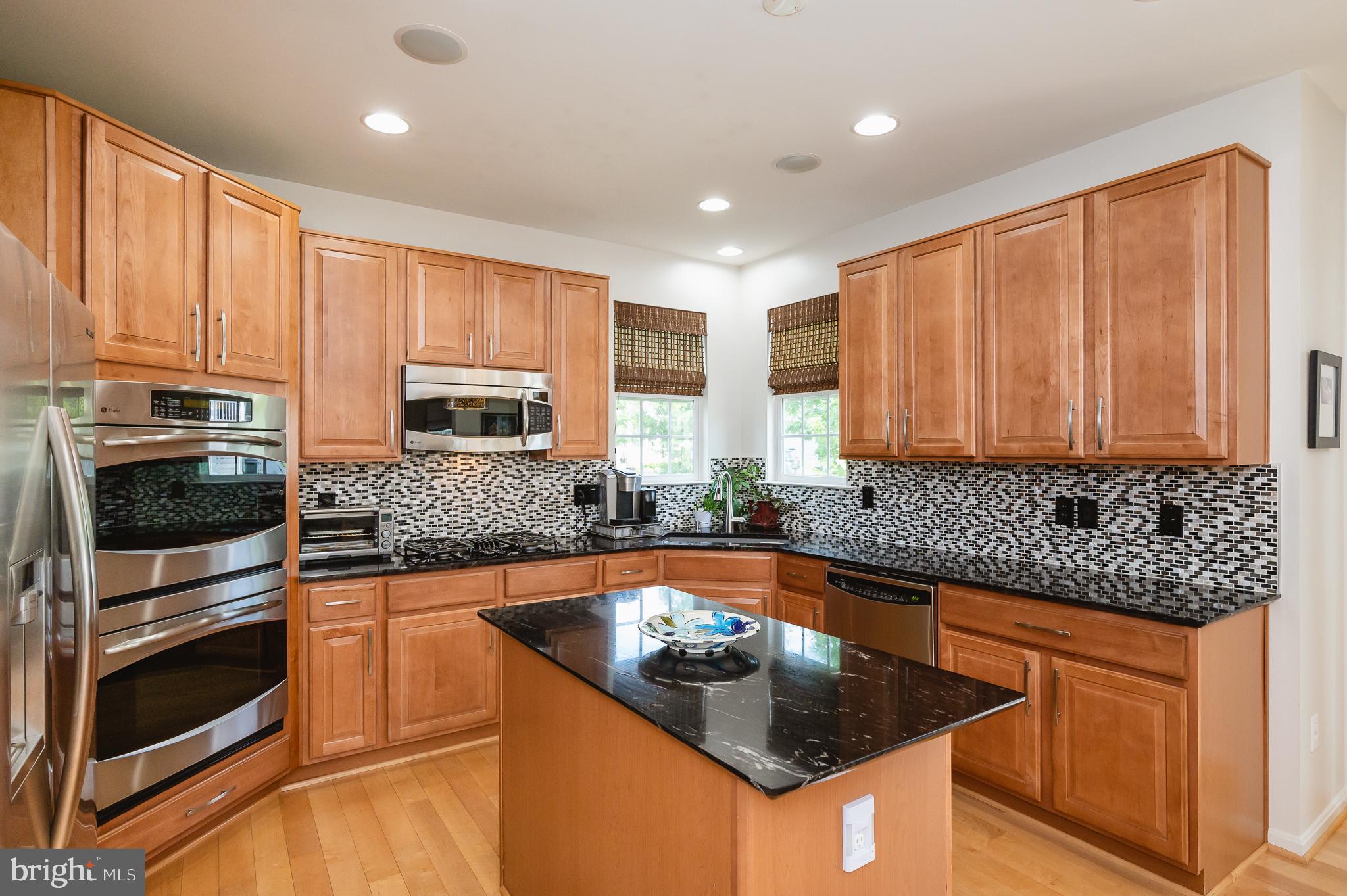 THE PARKE AT MOUNT WASHINGTON - Residential