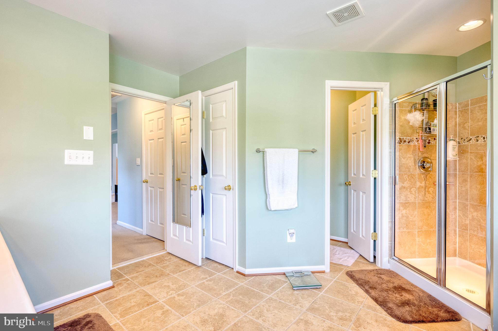 THE PARKE AT MOUNT WASHINGTON - Residential