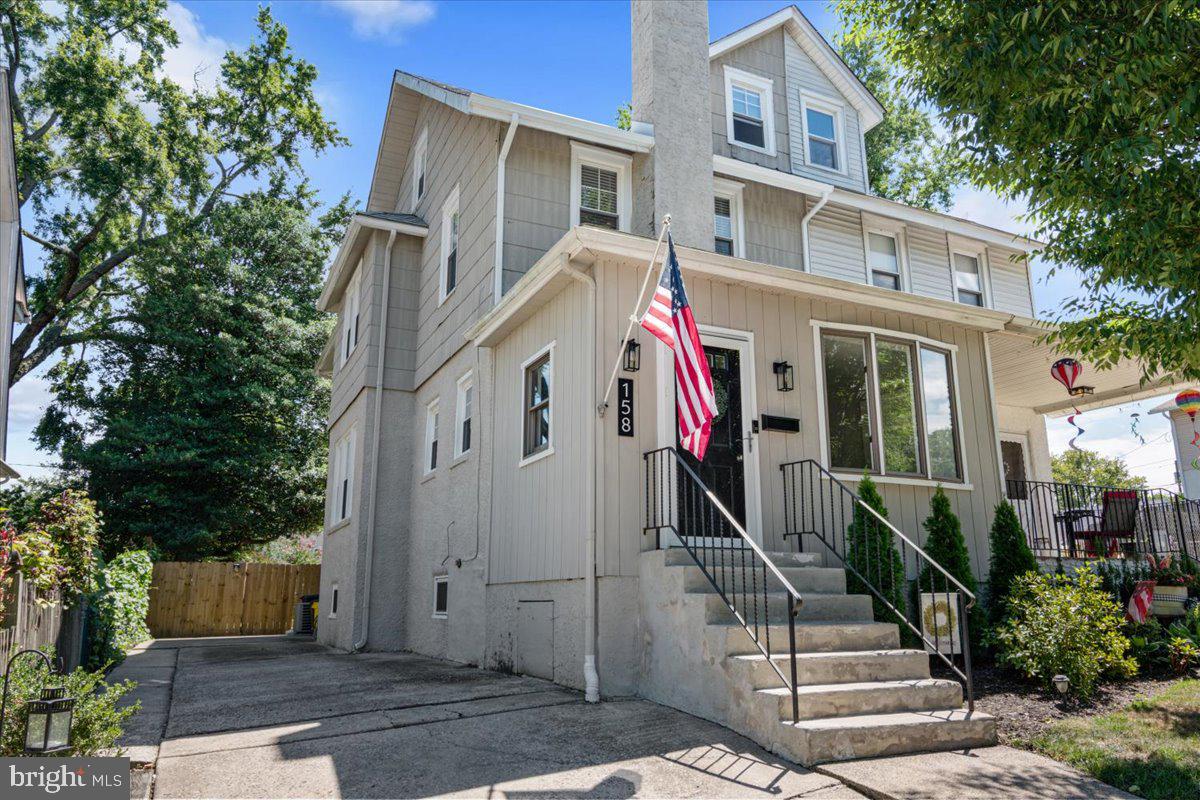 158 LAFAYETTE ROAD