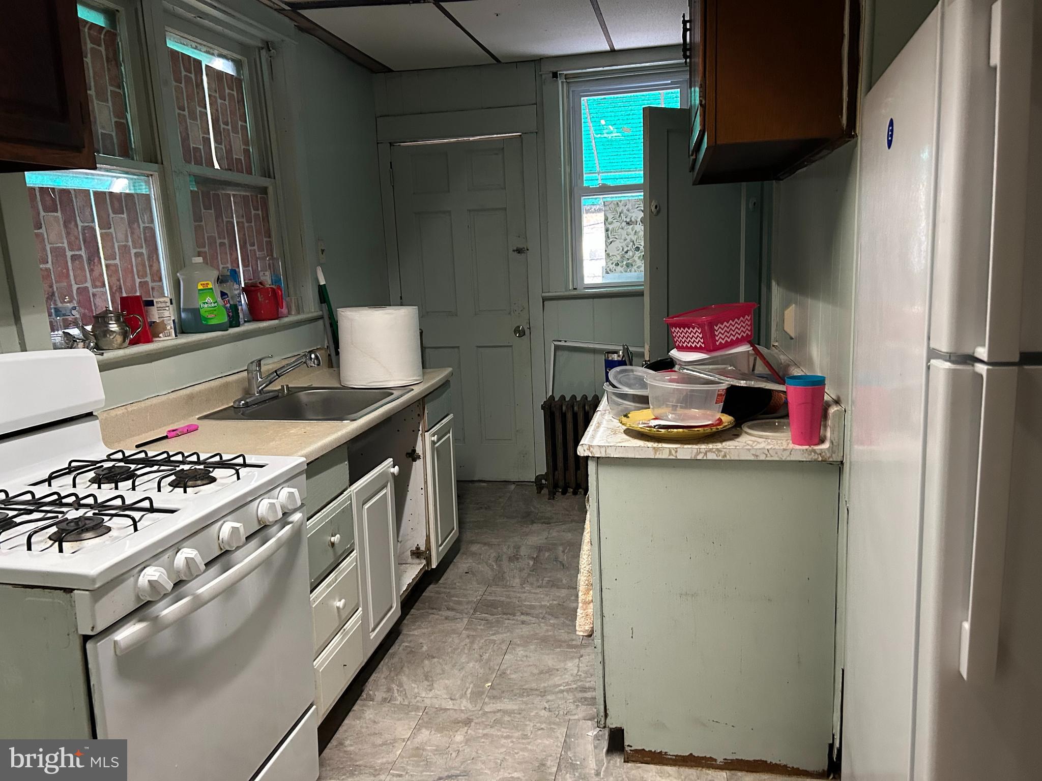 WEST PHILADELPHIA - Residential Income
