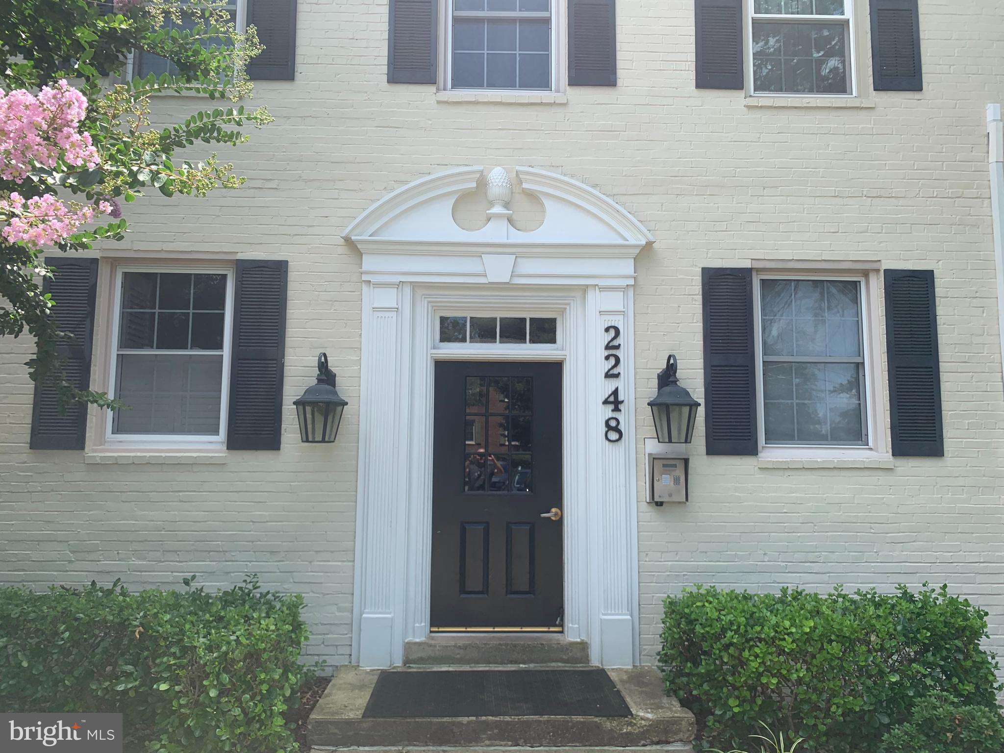 ROCK CREEK GARDENS - Residential Lease