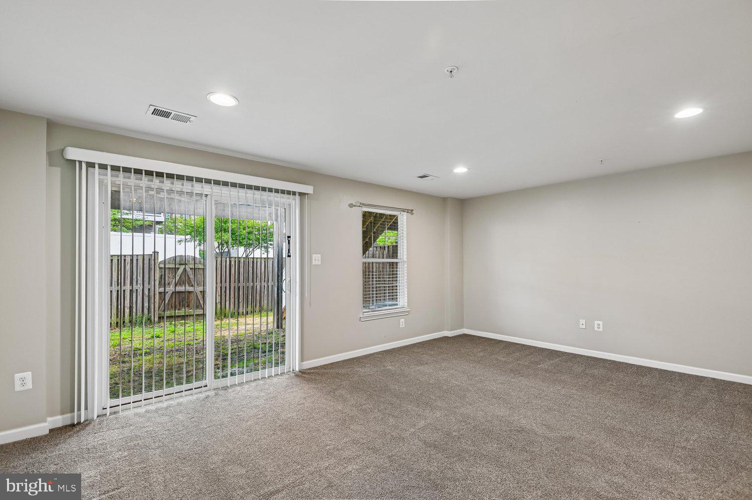 TANYARD SPRINGS - Residential