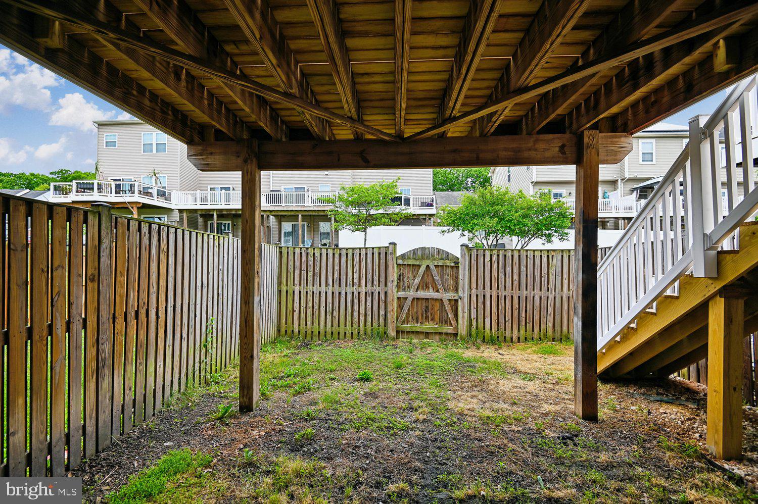 TANYARD SPRINGS - Residential