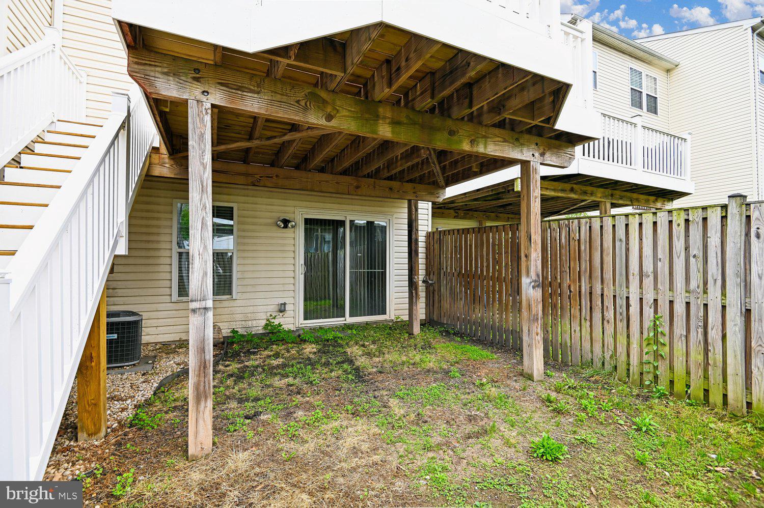 TANYARD SPRINGS - Residential