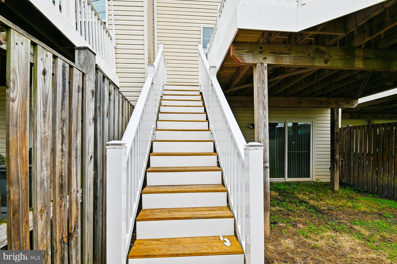 TANYARD SPRINGS - Residential