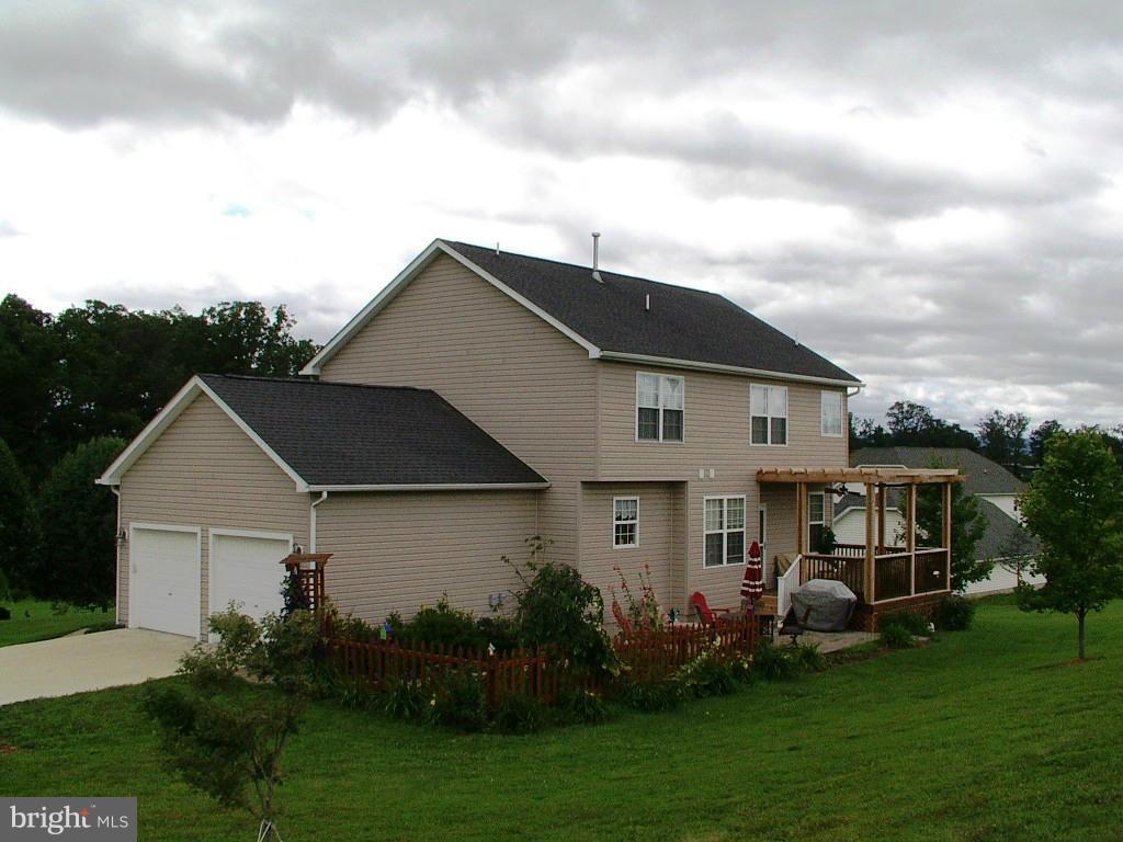 MOHR'S LANDING - Residential