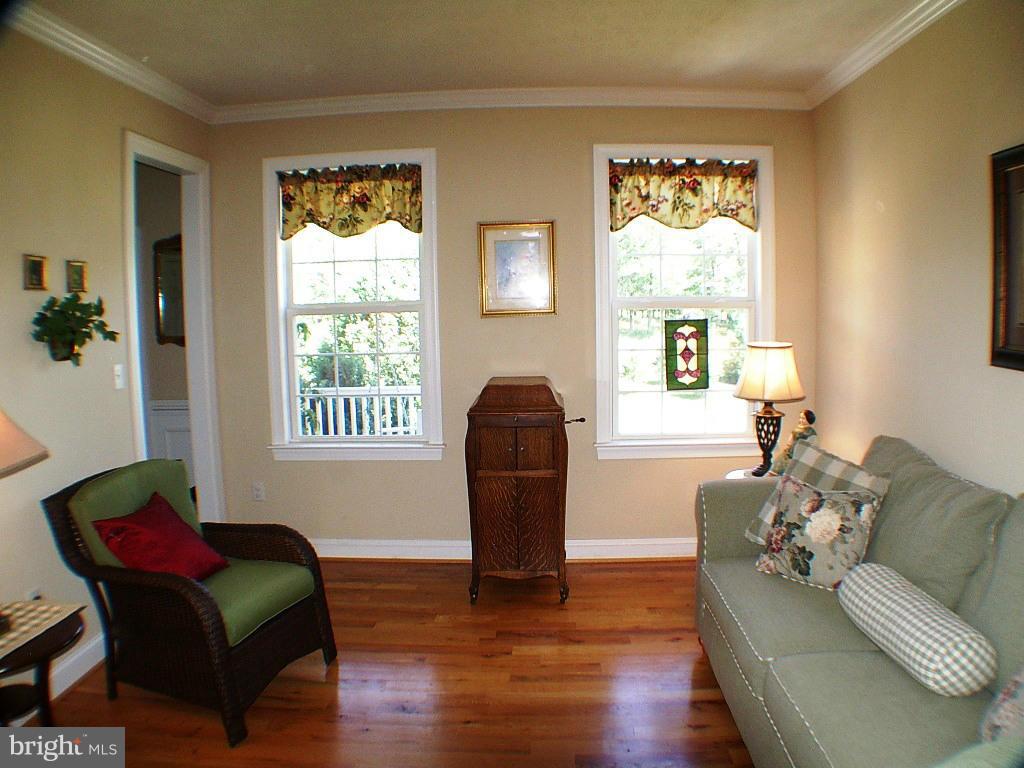 MOHR'S LANDING - Residential