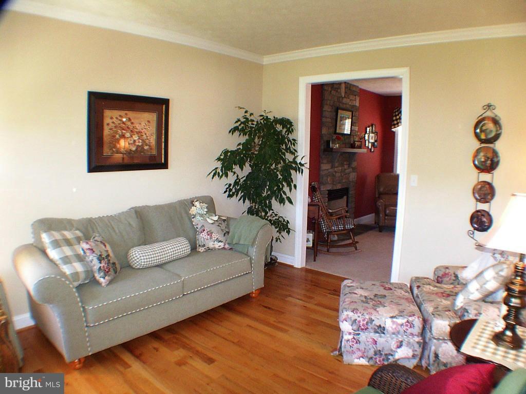 MOHR'S LANDING - Residential