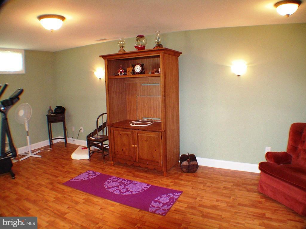 MOHR'S LANDING - Residential