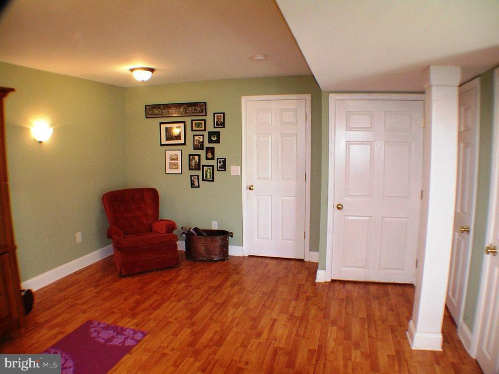 MOHR'S LANDING - Residential