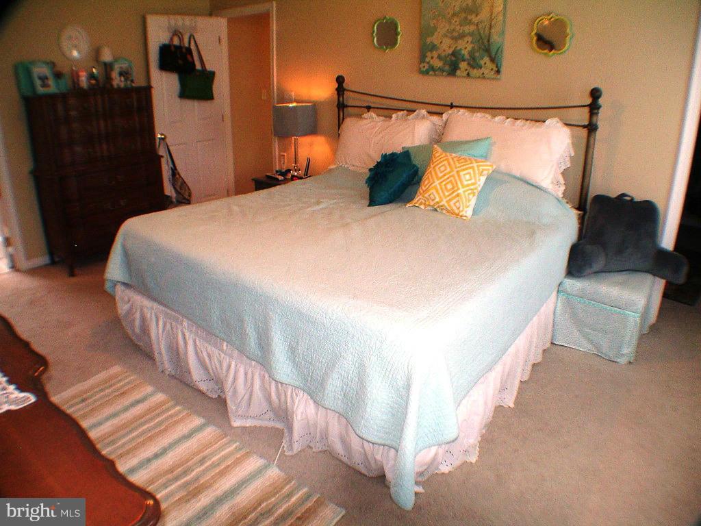 MOHR'S LANDING - Residential