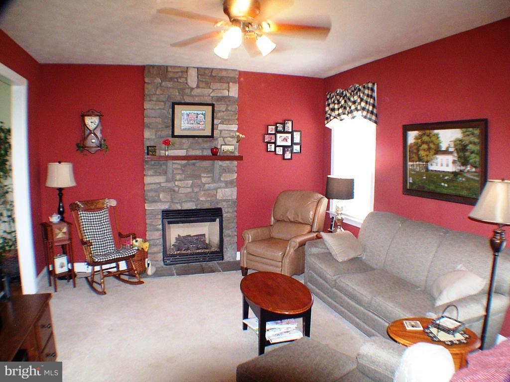 MOHR'S LANDING - Residential