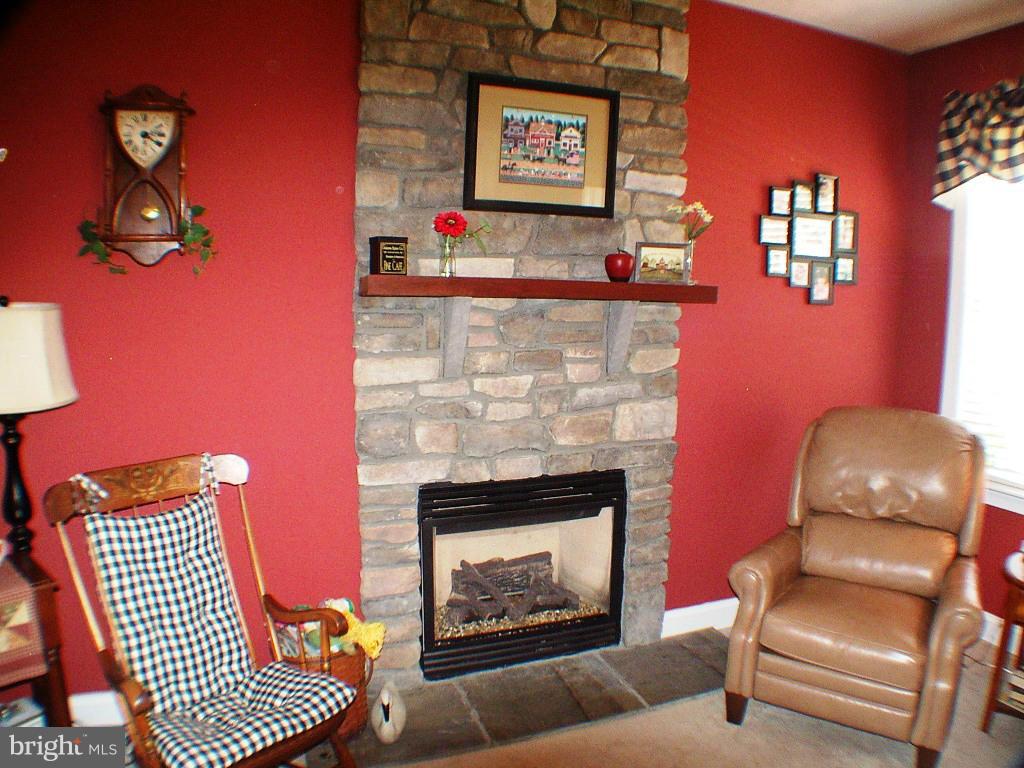 MOHR'S LANDING - Residential