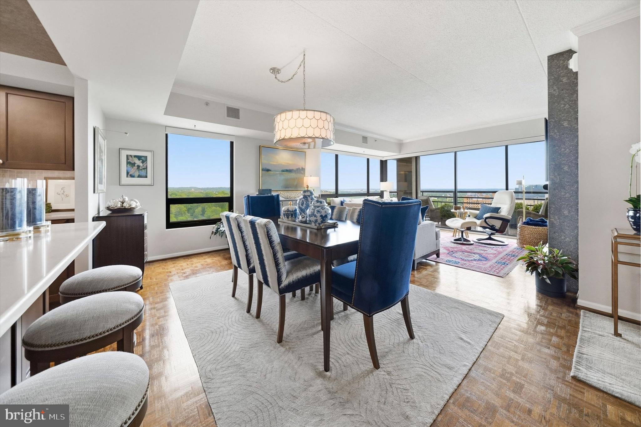 PARK PLAZA - Residential