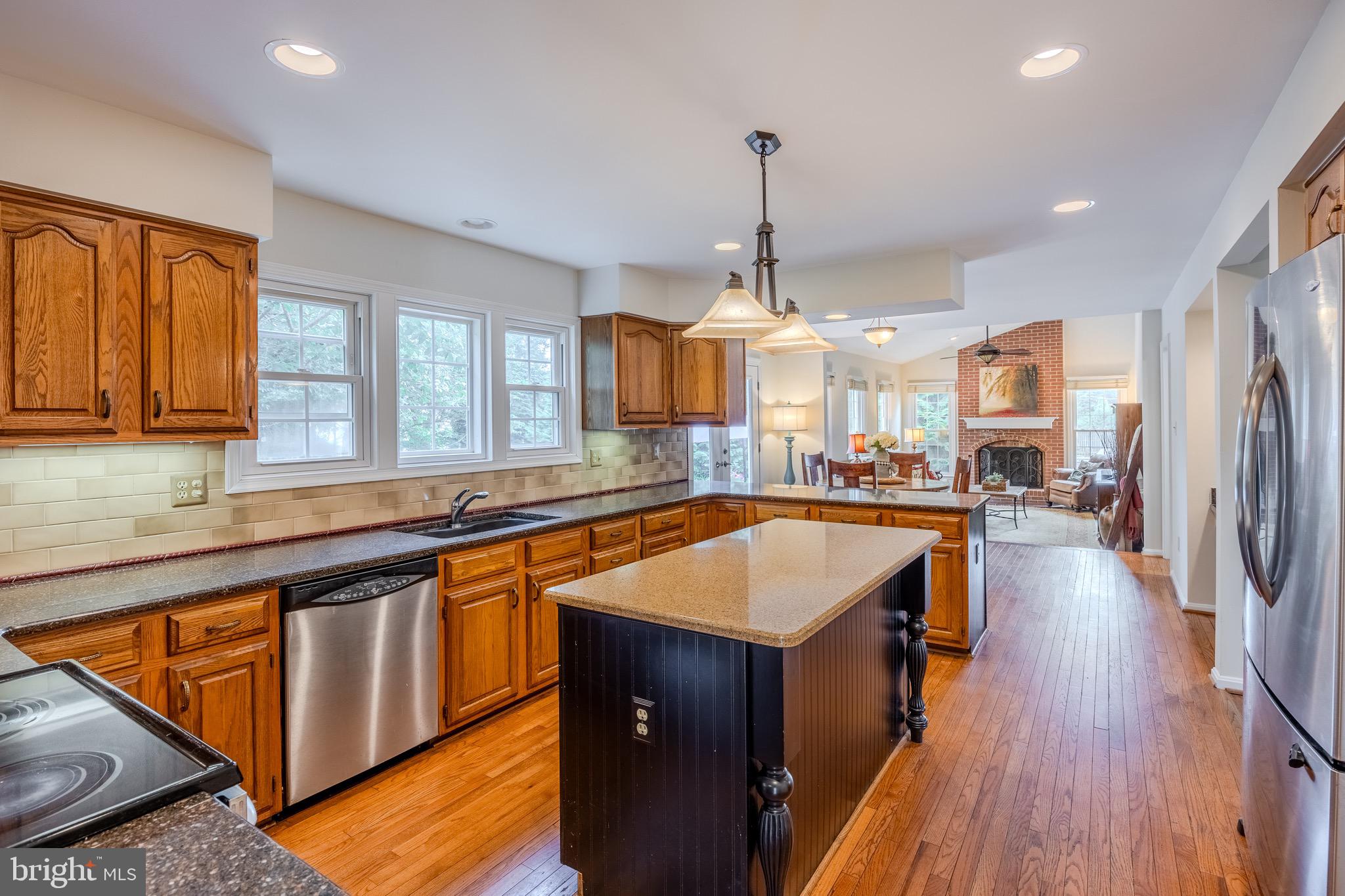 WAVERLY WOODS - Residential