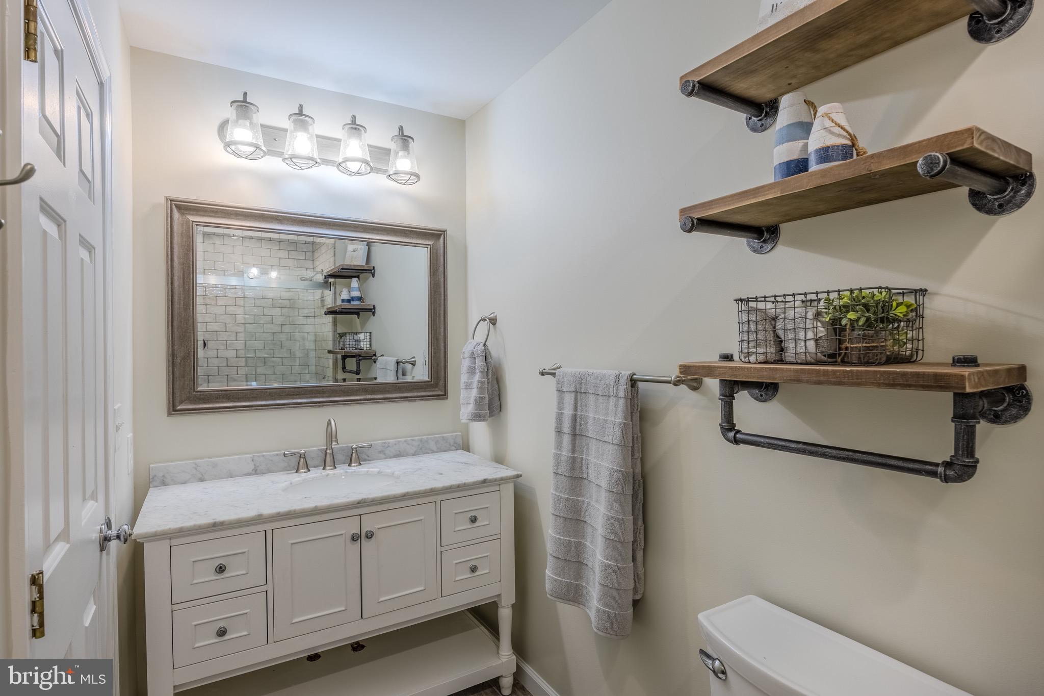 WAVERLY WOODS - Residential