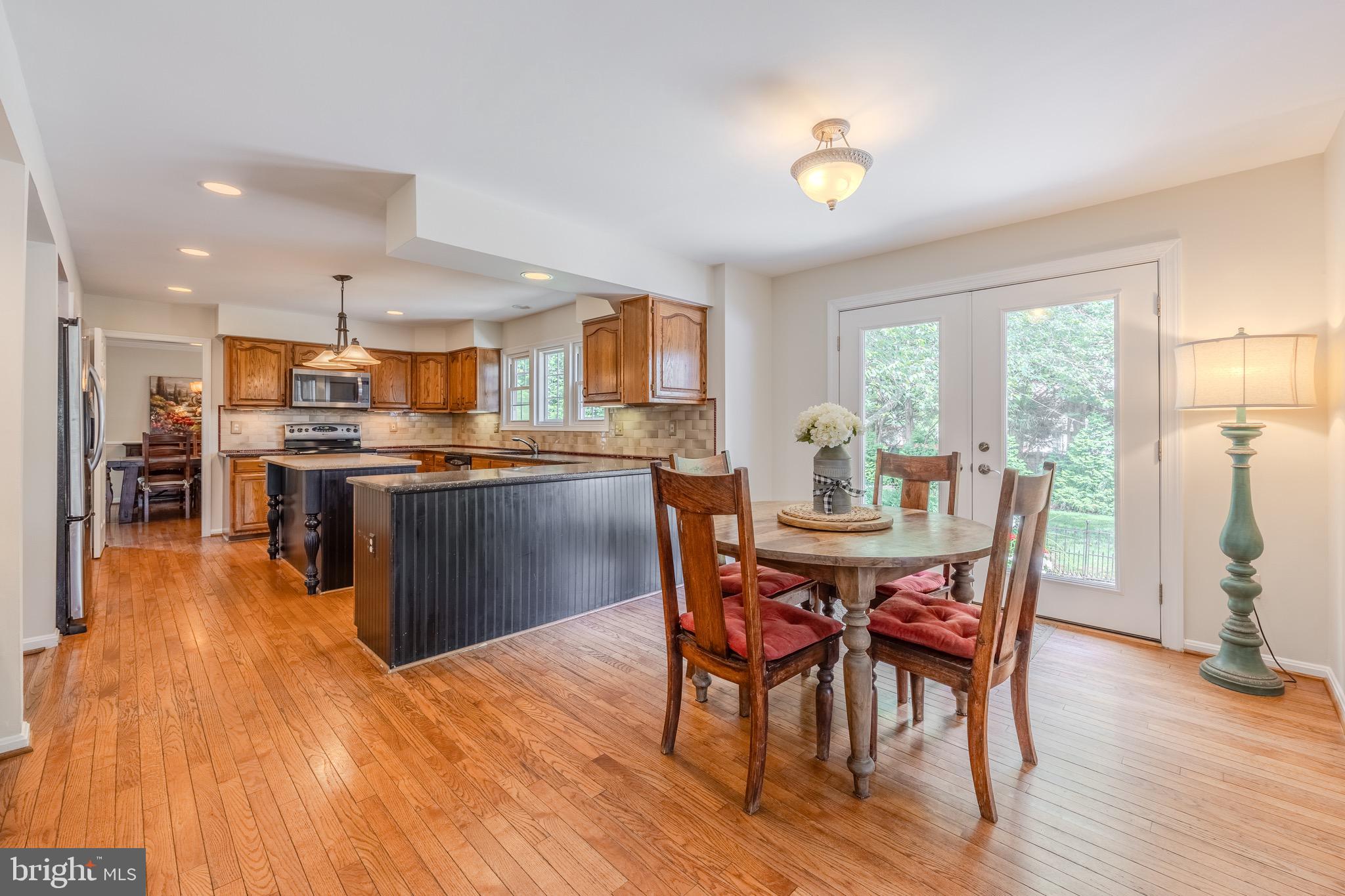 WAVERLY WOODS - Residential