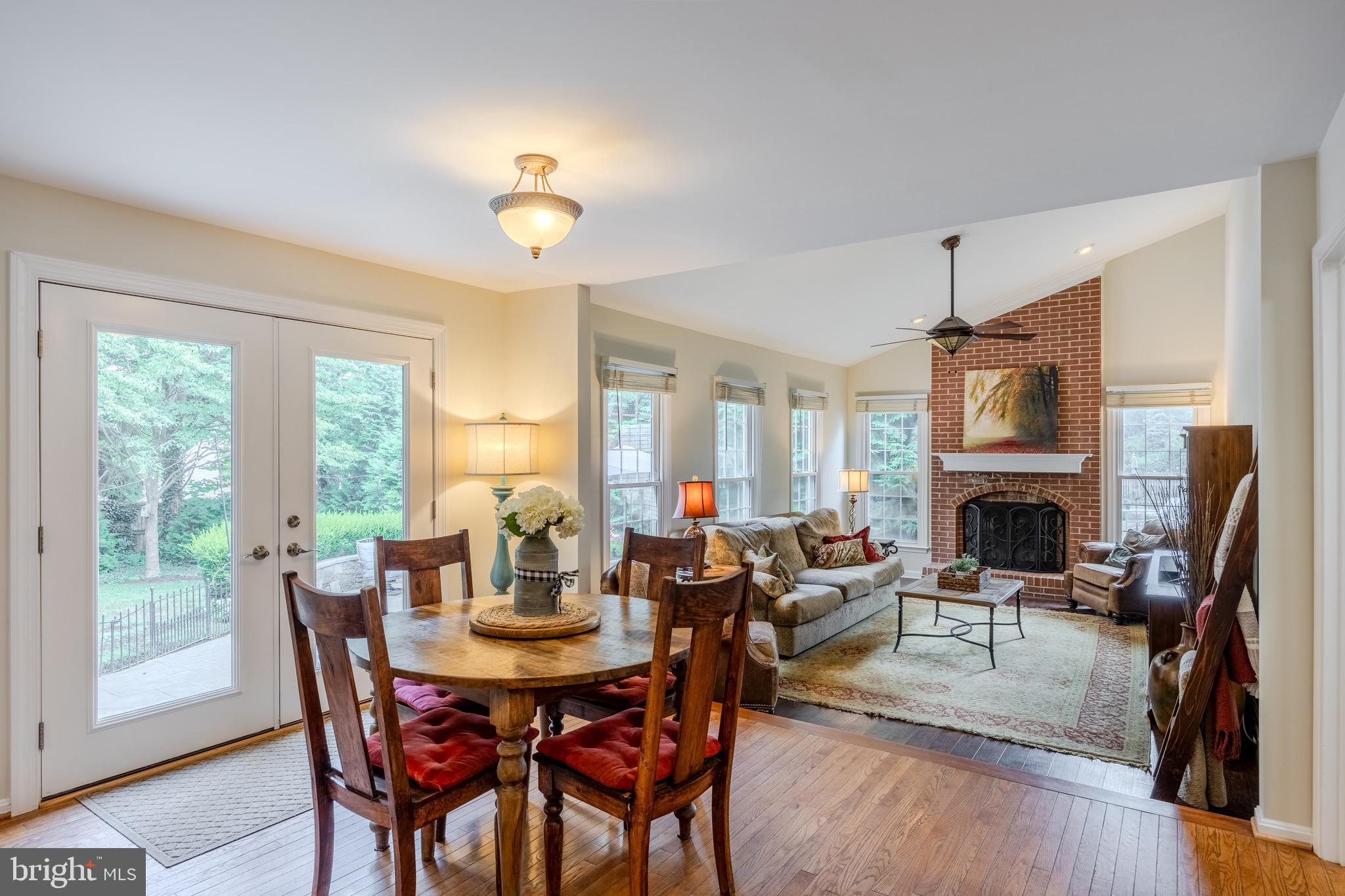 WAVERLY WOODS - Residential