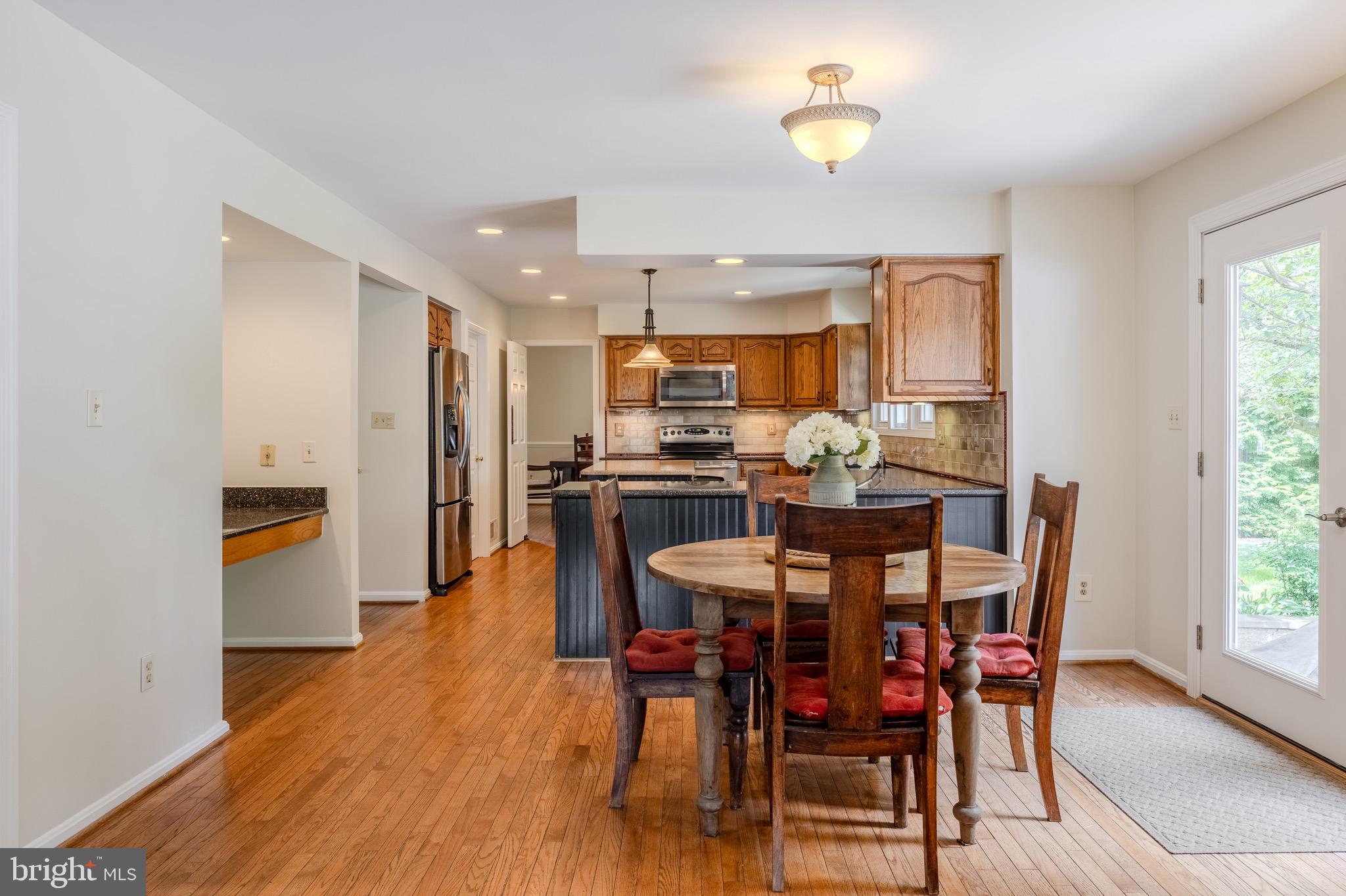 WAVERLY WOODS - Residential