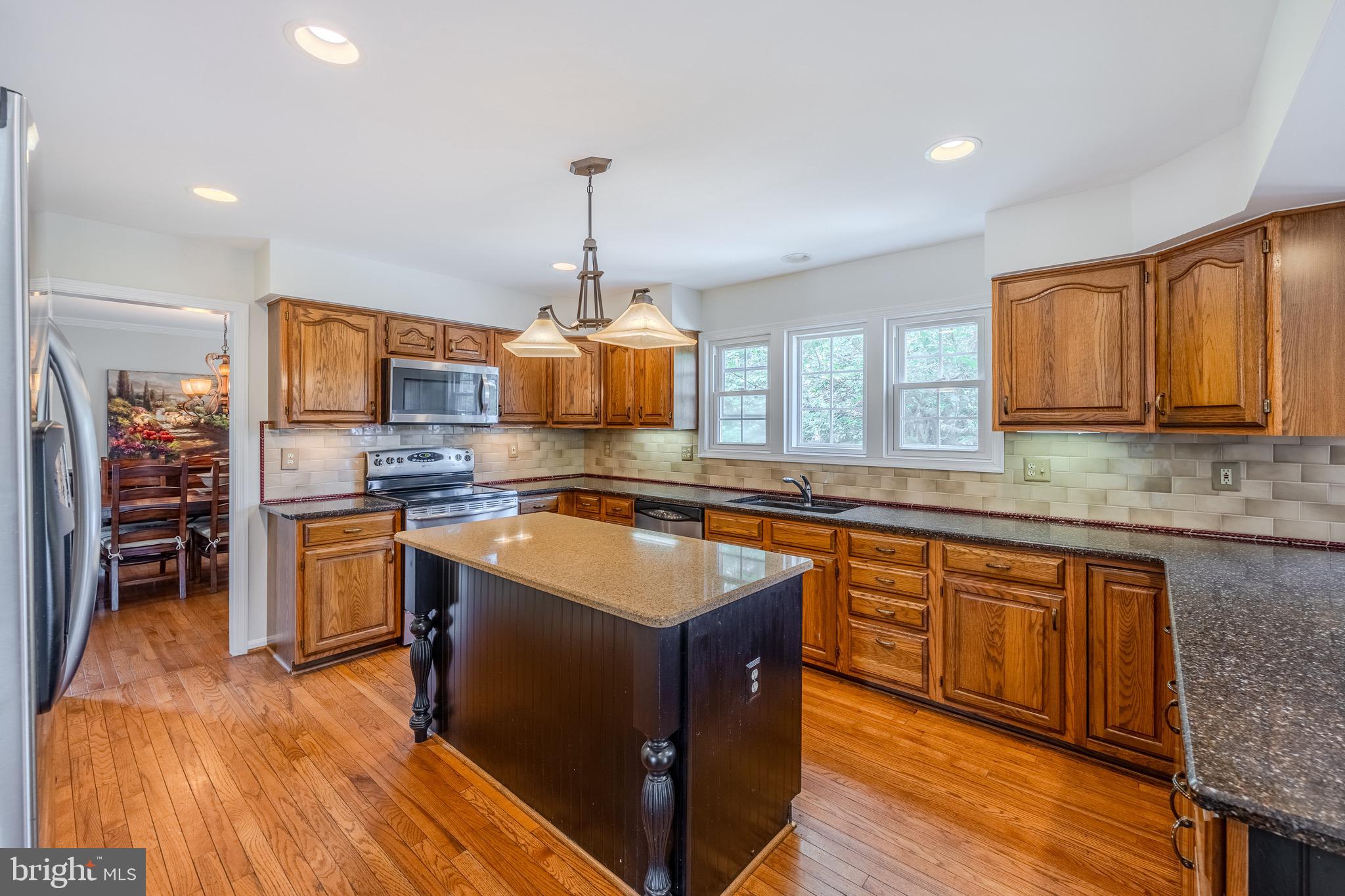 WAVERLY WOODS - Residential