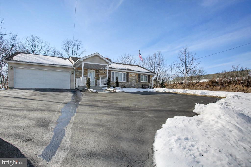 Photo of 620 Longs Gap Rd, CARLISLE, PA 17013 (MLS # PACB2050710)