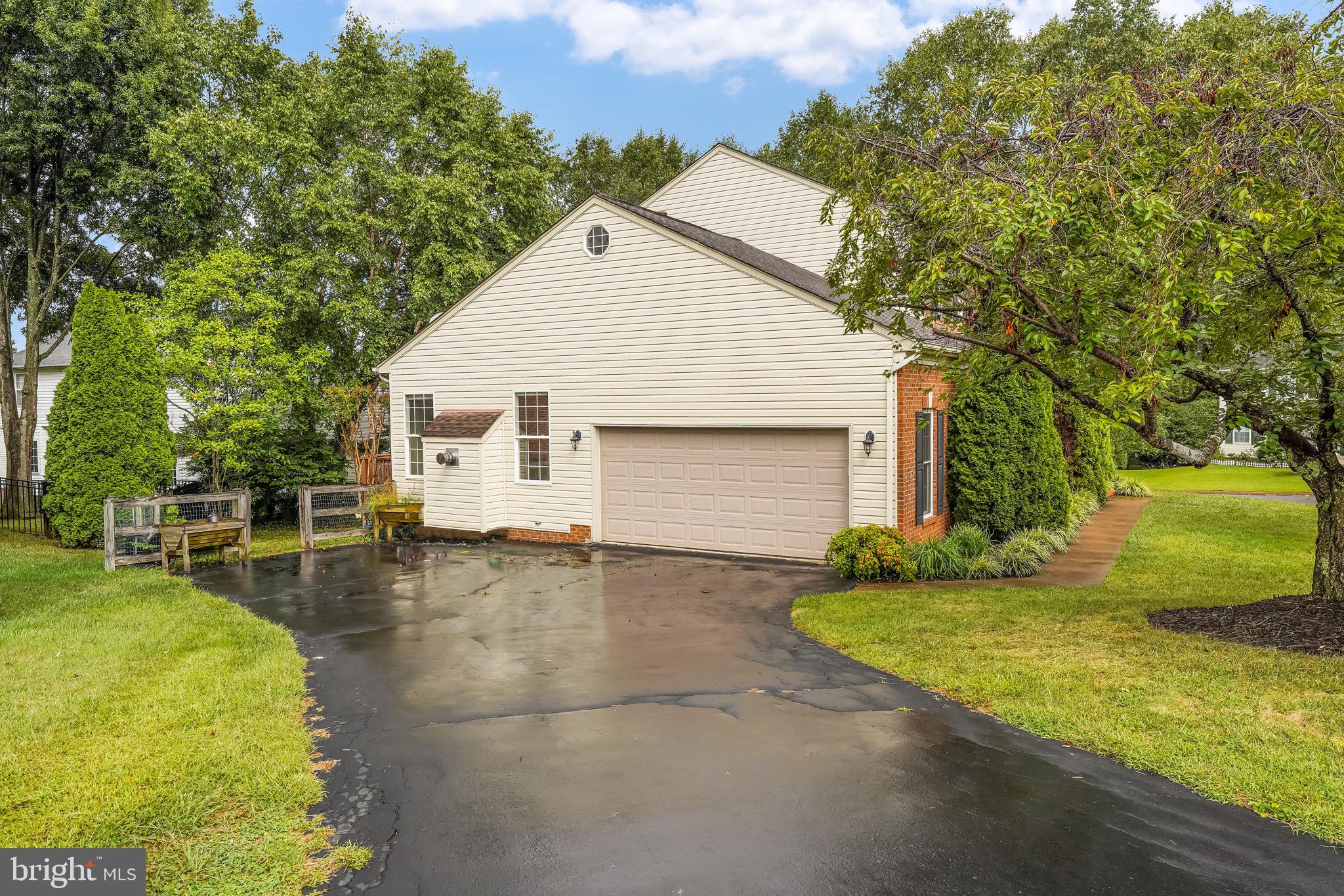 MENLOUGH - Residential