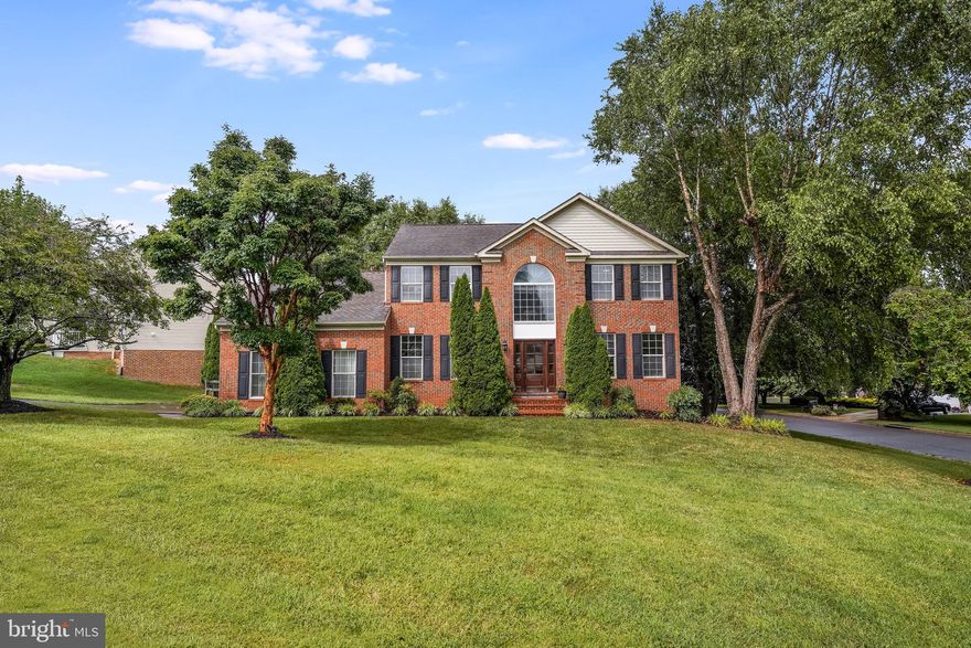 Move-in ready, generous in size, and close to downtown, this is a fantastic opportunity to own a single family home in a sought-after Warrenton community. Step inside the freshly painted three-story layout to discover multiple areas designed for entertaining. Abundant sunlight and soft carpet lend a welcoming vibe to your expansive main-floor living room. Beautiful hardwood floors shine through the main level office, 2 story foyer, breakfast area and kitchen.  Seamlessly connected to the formal dining room, the stylish kitchen has white cabinets, granite countertops, and stainless steel appliances. Glass doors lead outside to the deck with views of mature landscaping and trees.  A half bath accommodates visitors on the main level.
The upper level has four bedrooms including an expansive primary ensuite – featuring a huge walk in closet and lovely bathroom with double vanities, a soaking tub and standing shower. The newly finished lower level provides a great hang-out spot with walk out access to the backyard, as well as 2 additional bedrooms -both with closets- and an updated full bathroom. Other noteworthy items are brand new carpet just installed, modern light fixtures, a fully fenced yard, an electric hookup for charging electric vehicles, ample parking for 2 vehicles in garage and an ideal location on a quiet cul-de-sac.  New hot water heater 2020. New furnace 2019. LOW HOA - Only $150 annually! Shopping, dining, parks, and historic downtown Warrenton are within close proximity. Come take a tour before this home is gone for good!