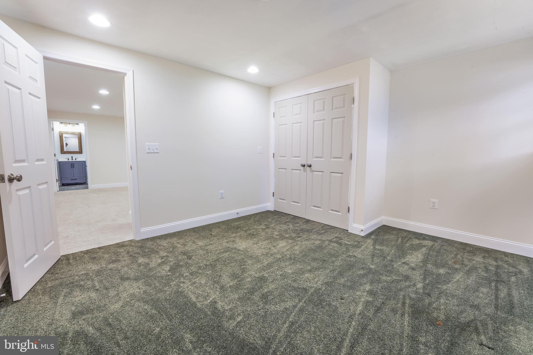 MENLOUGH - Residential