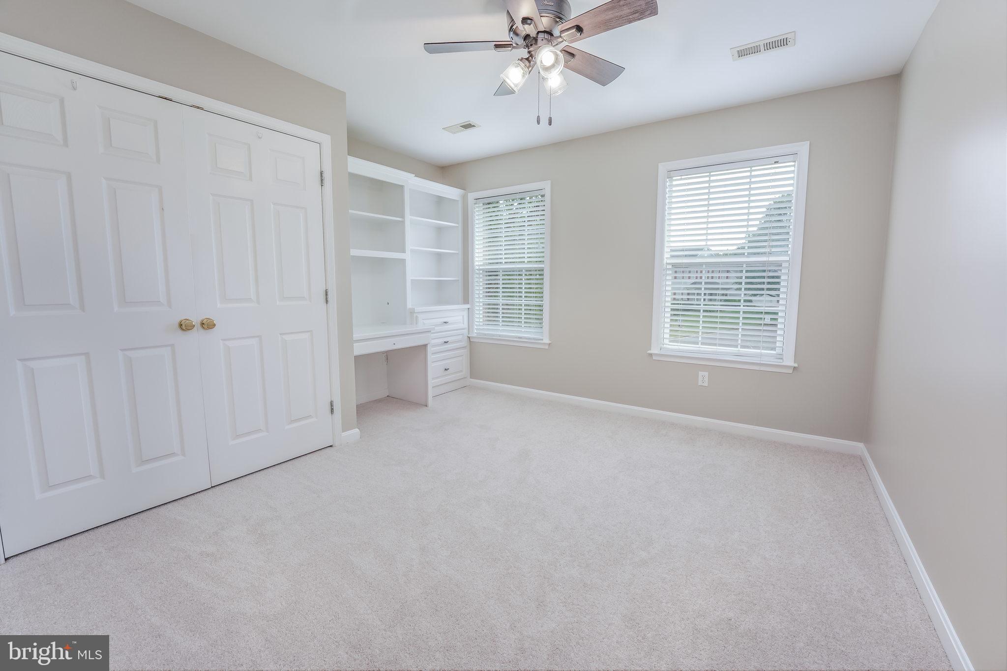 MENLOUGH - Residential