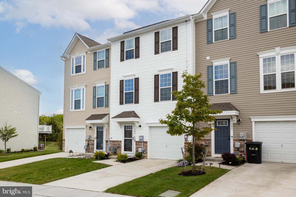 Photo of 108 Freedom Way, SICKLERVILLE, NJ 08081 (MLS # NJCD2116282)