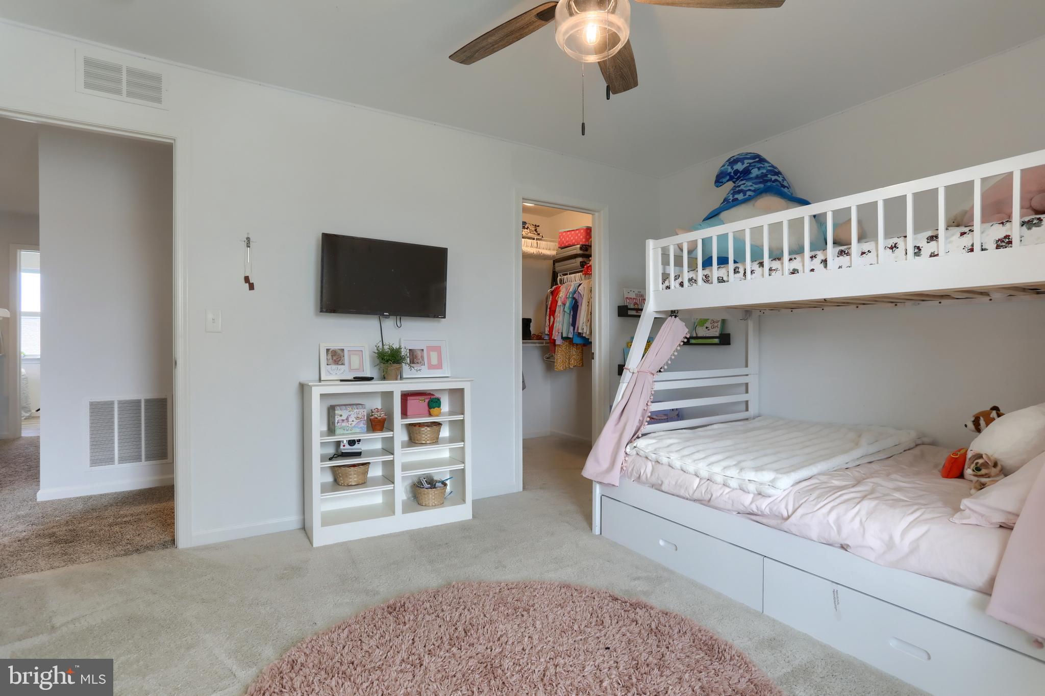 MEADOWS AT BACHMAN RUN - Residential