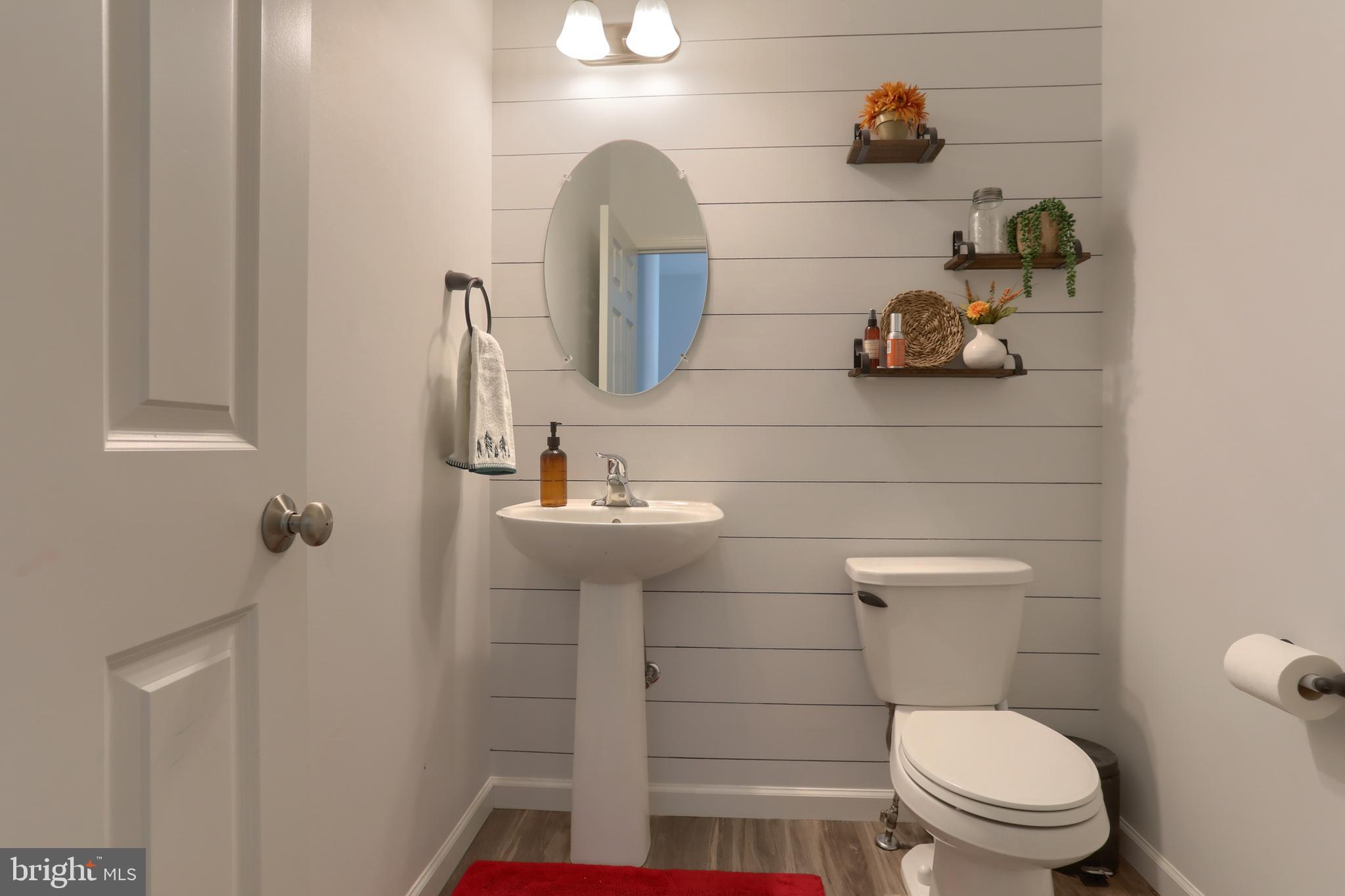 MEADOWS AT BACHMAN RUN - Residential