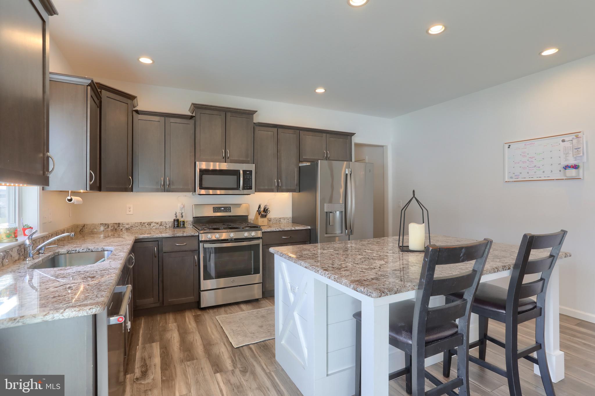 MEADOWS AT BACHMAN RUN - Residential