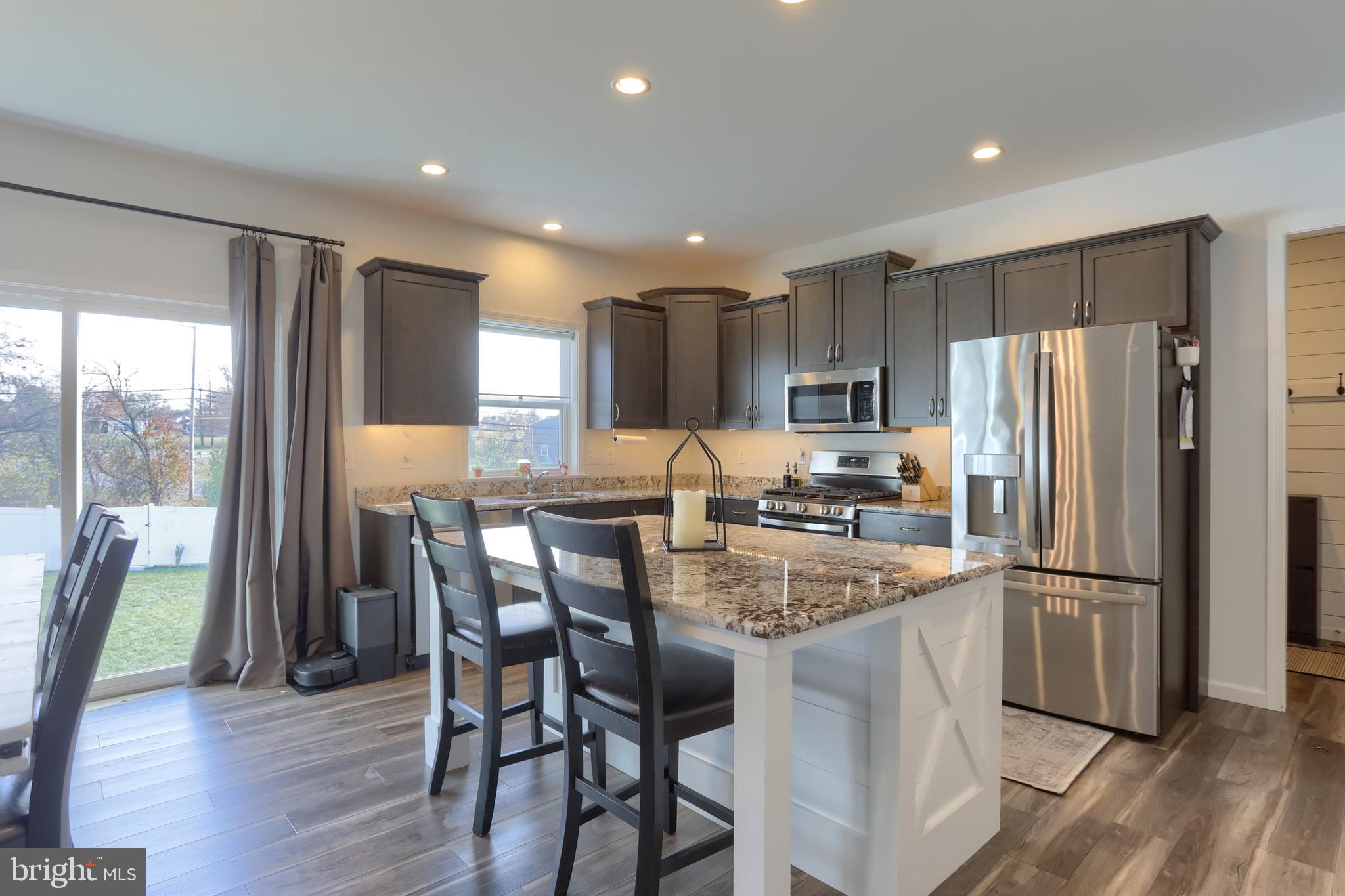 MEADOWS AT BACHMAN RUN - Residential