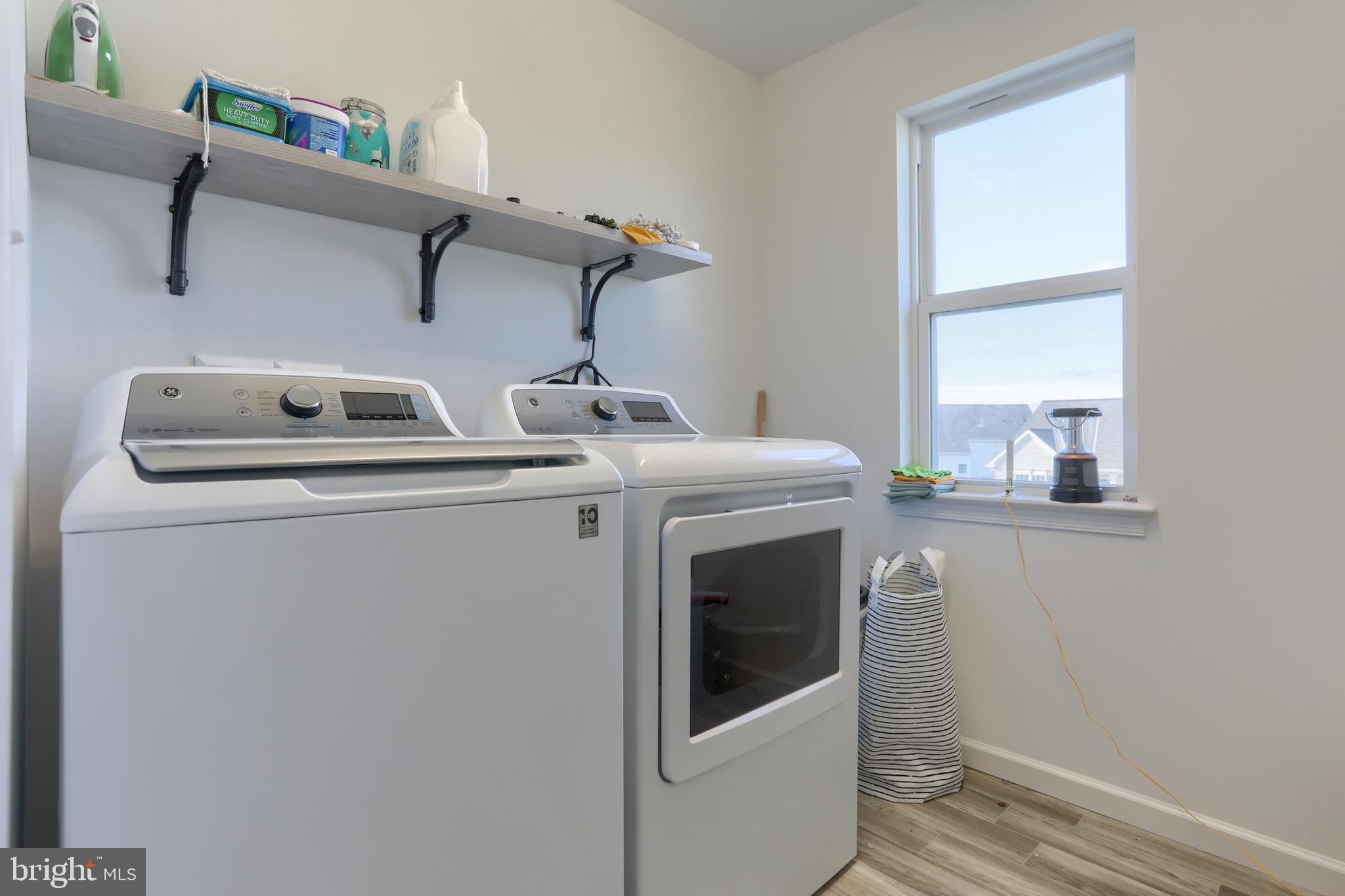 MEADOWS AT BACHMAN RUN - Residential