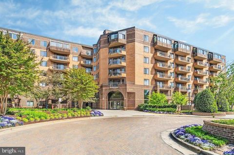 2111 WISCONSIN AVENUE NW 210 WASHINGTON DC 20007