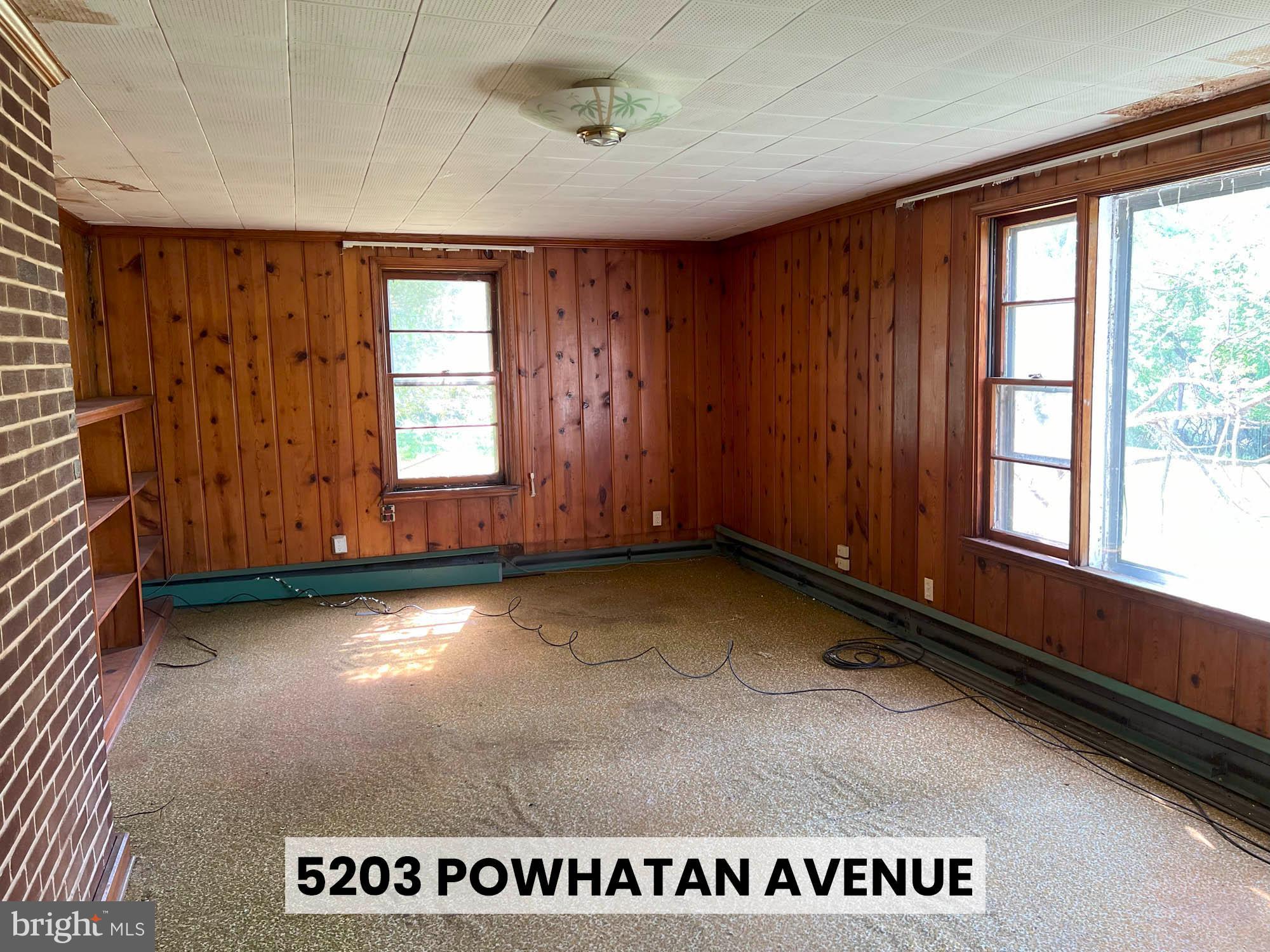 WINDSOR  MILL - Residential