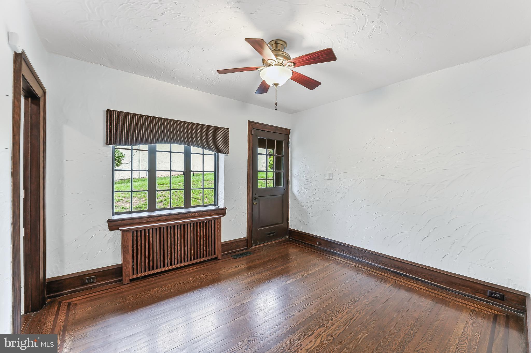 WYNNEWOOD - Residential